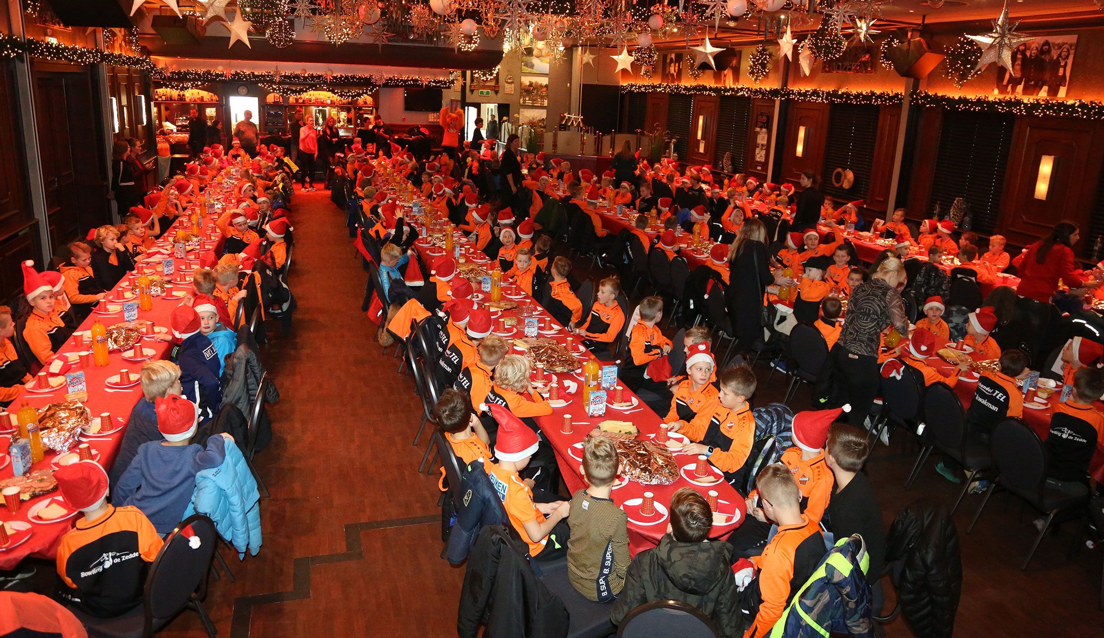 Ruim 240 kinderen bij Frook’s kerstfeest!