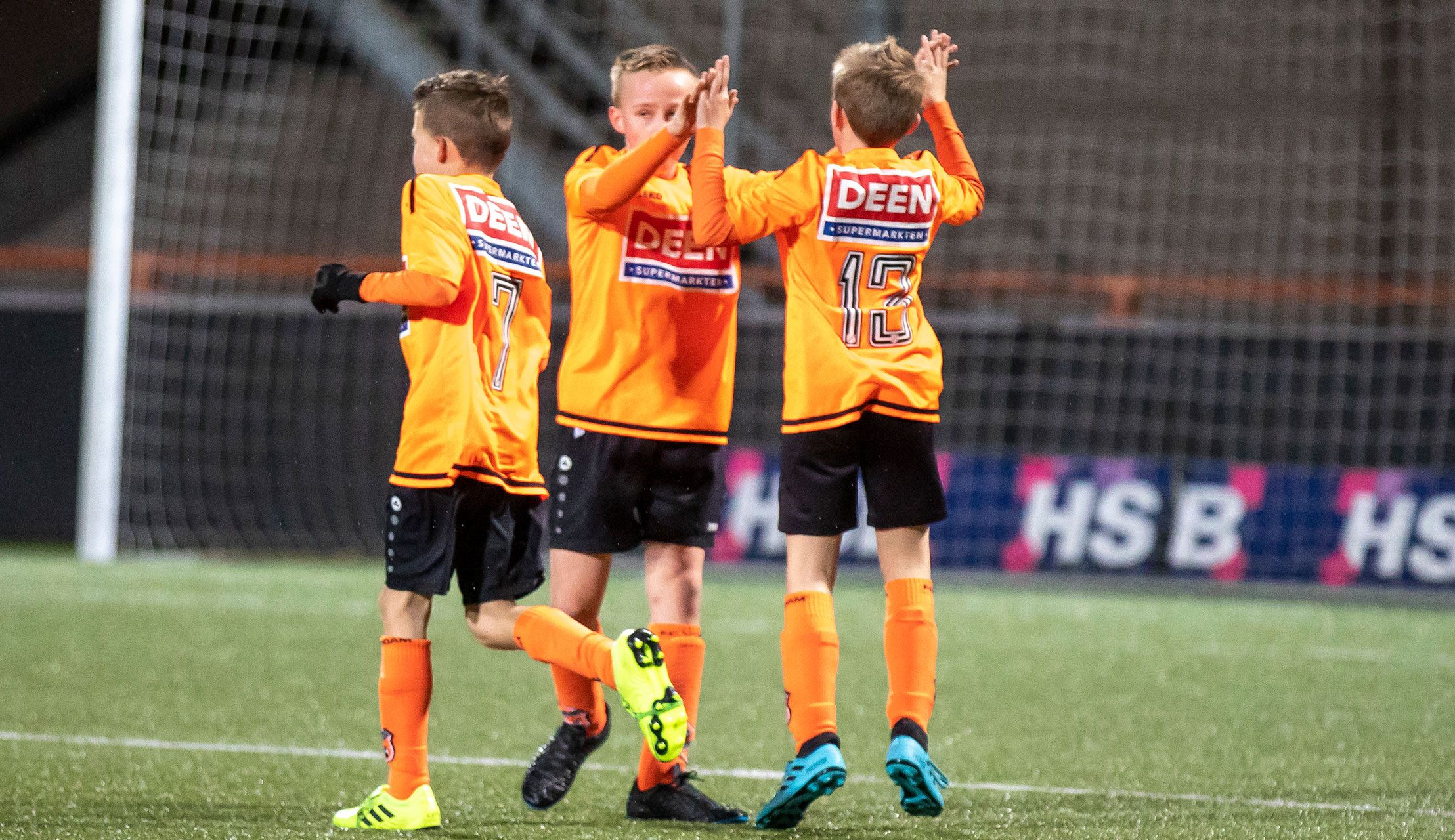 RKAV Volendam en Spirit '30 door naar halve finale Deen Cup