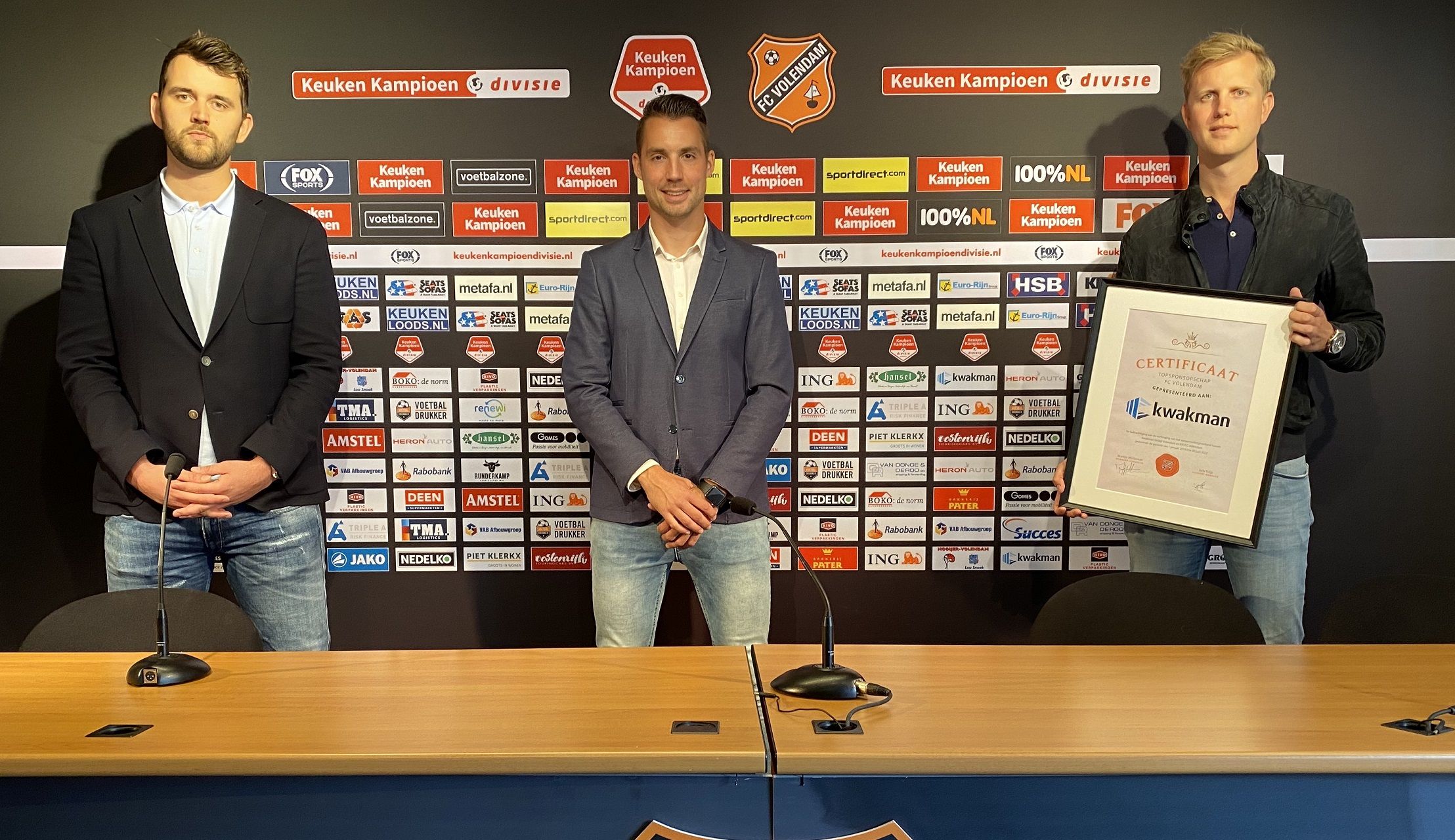 Kwakman Groep spreekt vertrouwen uit in koers FC Volendam met tweejarige verlenging sponsorovereenkomst