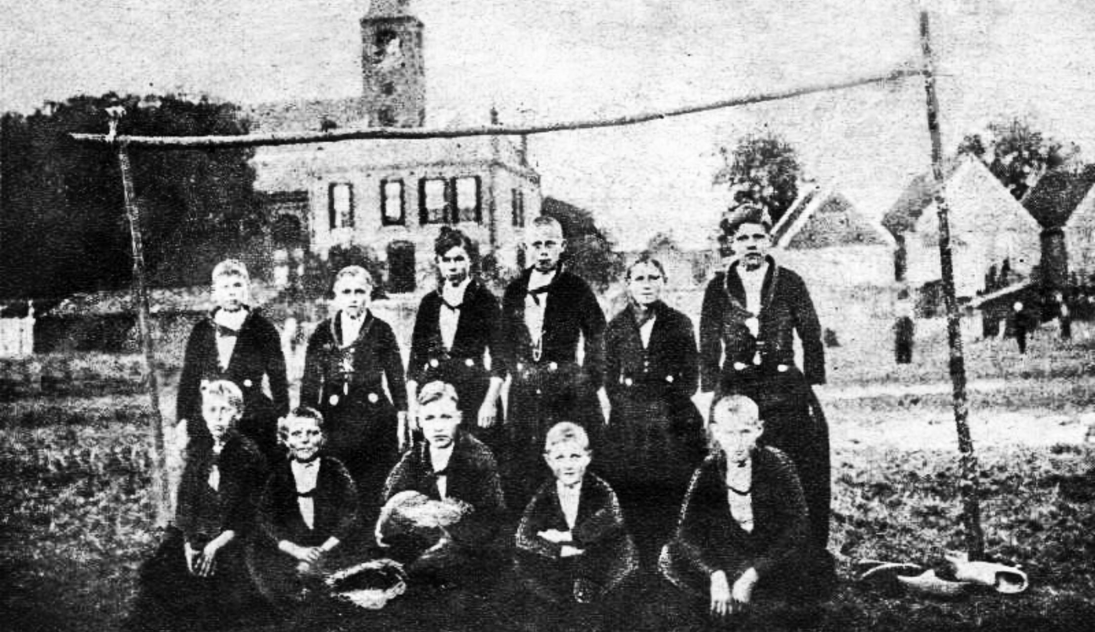 Honderd jaar voetbal in Volendam