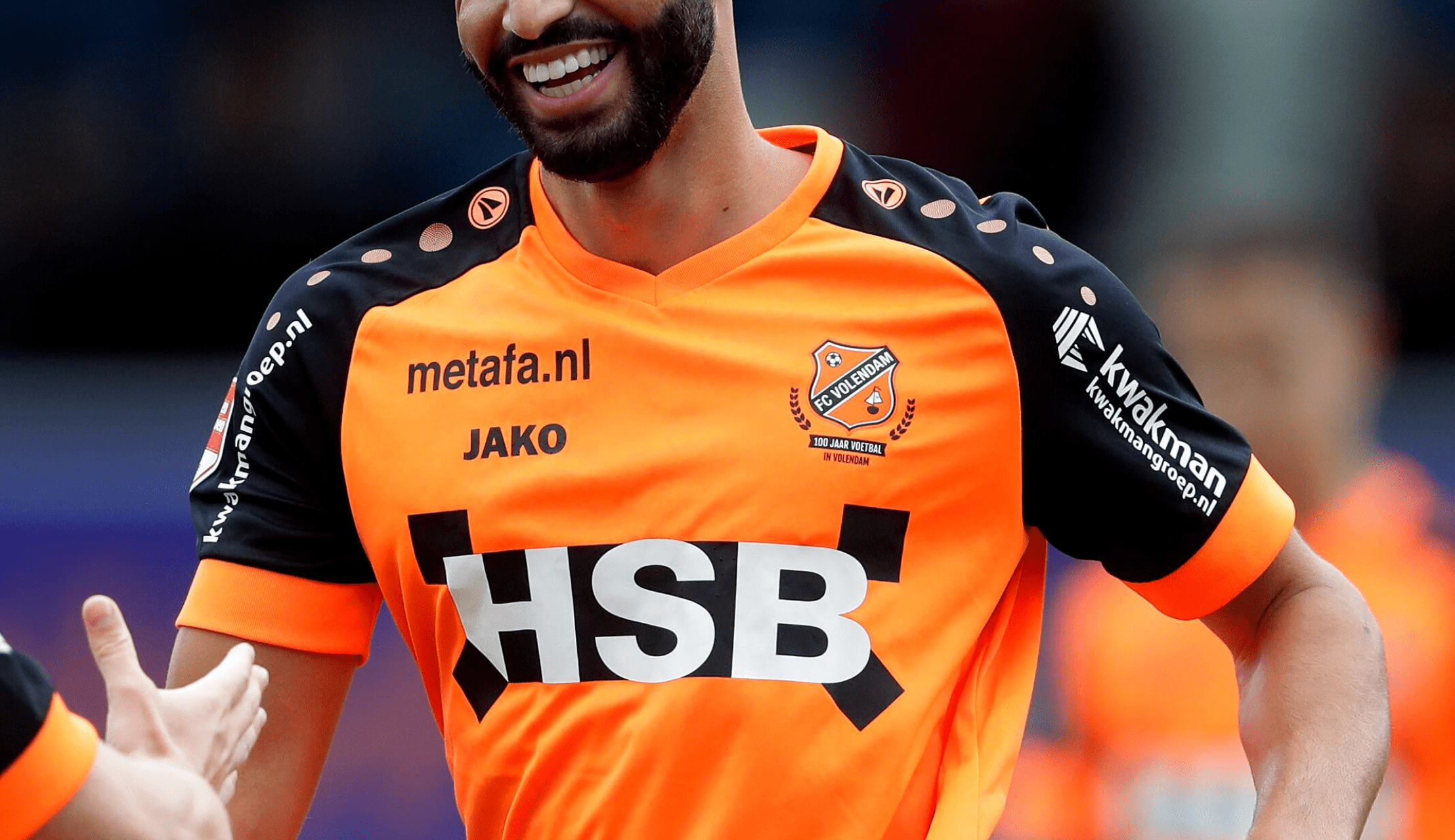 FC Volendam presenteert Kwakman Groep als mouwsponsor
