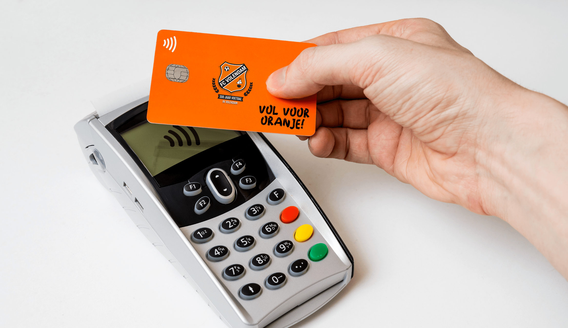Cashless stadion: voordelen voor de fans en de club!