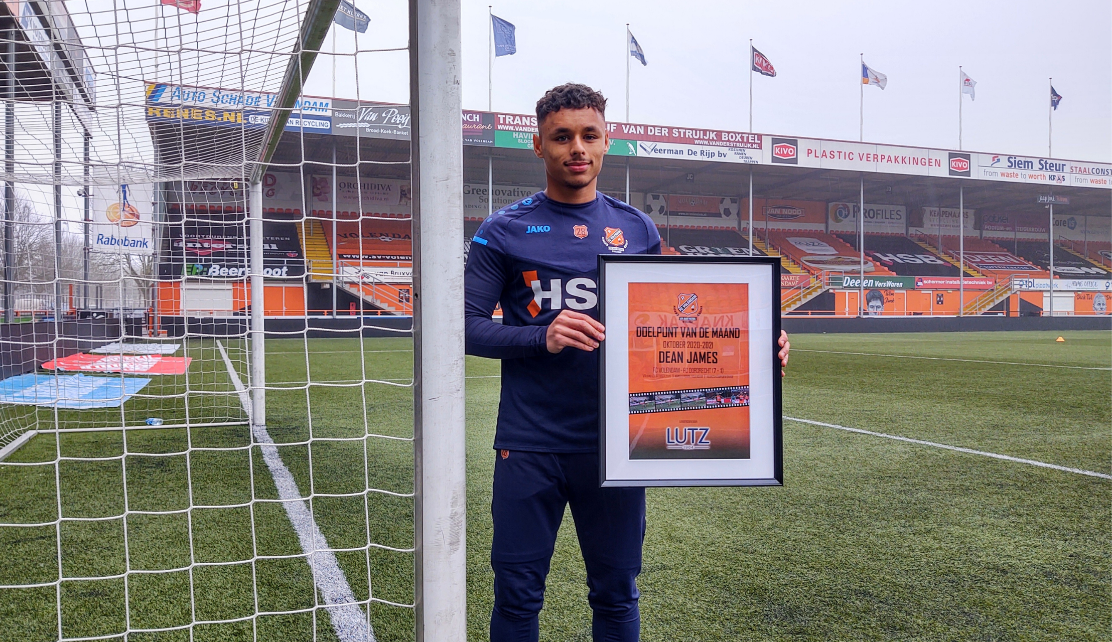 Dean James maakt Lutz Doelpunt van de maand oktober