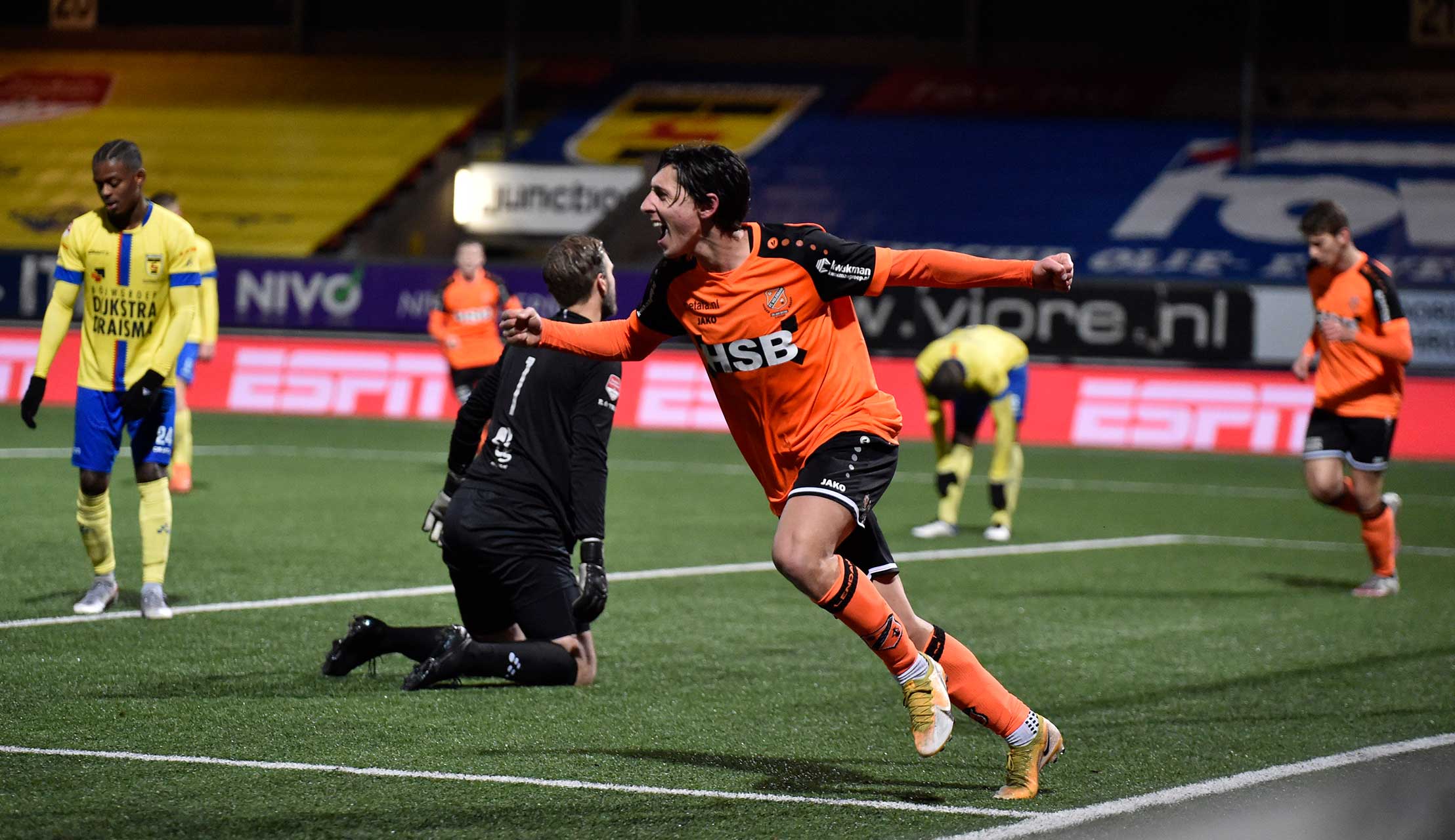 SC Cambuur - FC Volendam: 0 - 1 (0 - 0)