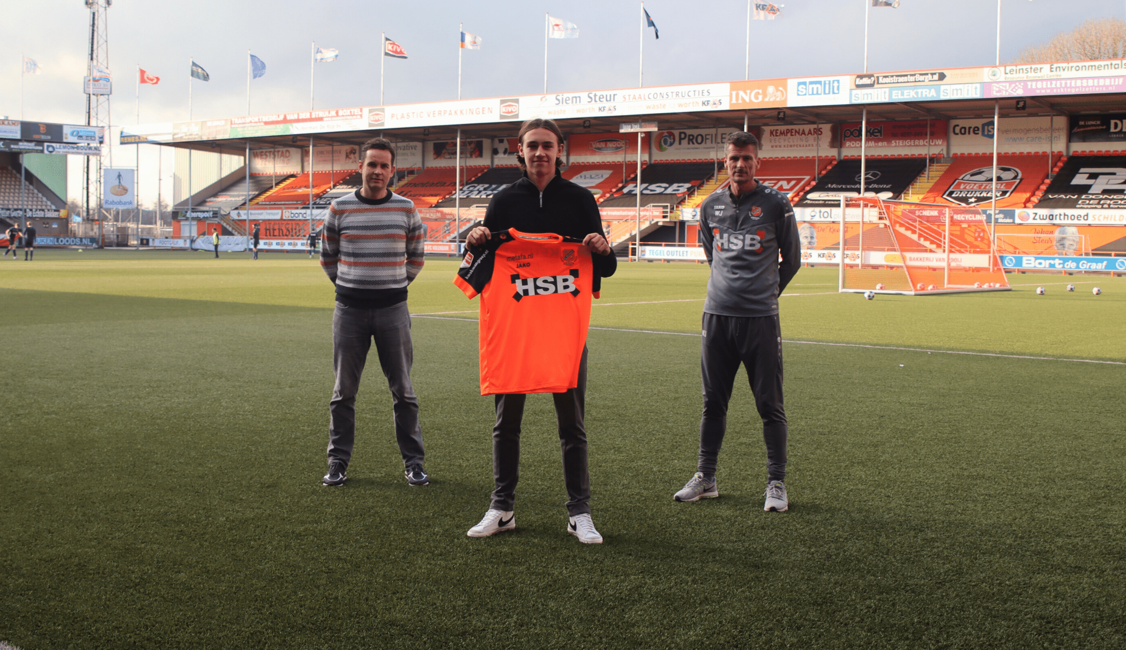 FC Volendam beloont ontwikkeling Josh Flint met contract