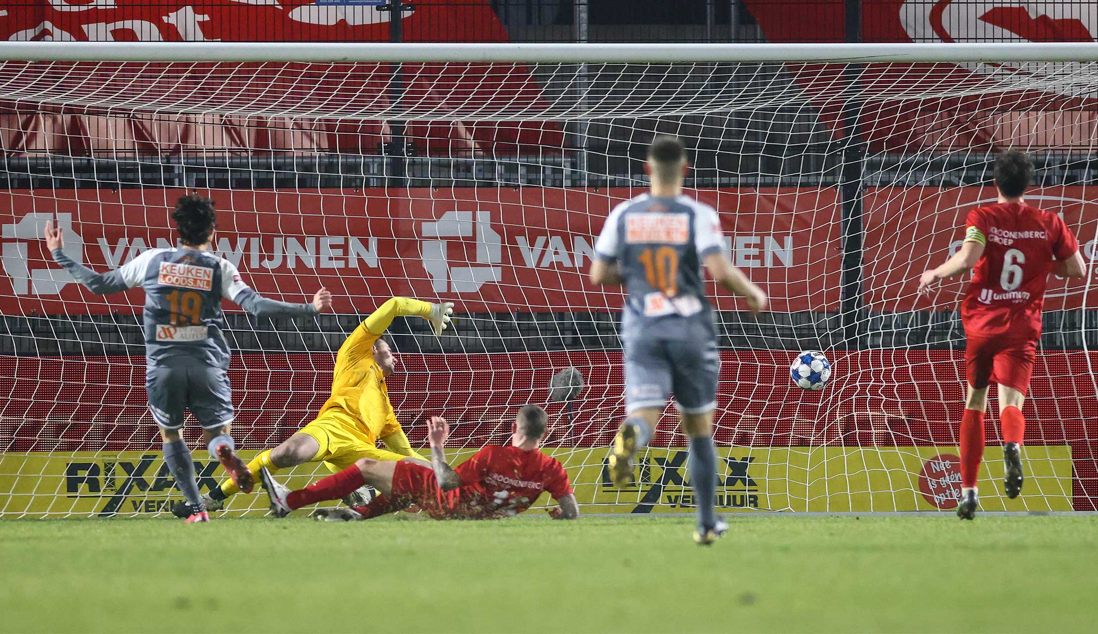 Almere City FC - FC Volendam: 1 - 2 (1 - 2)