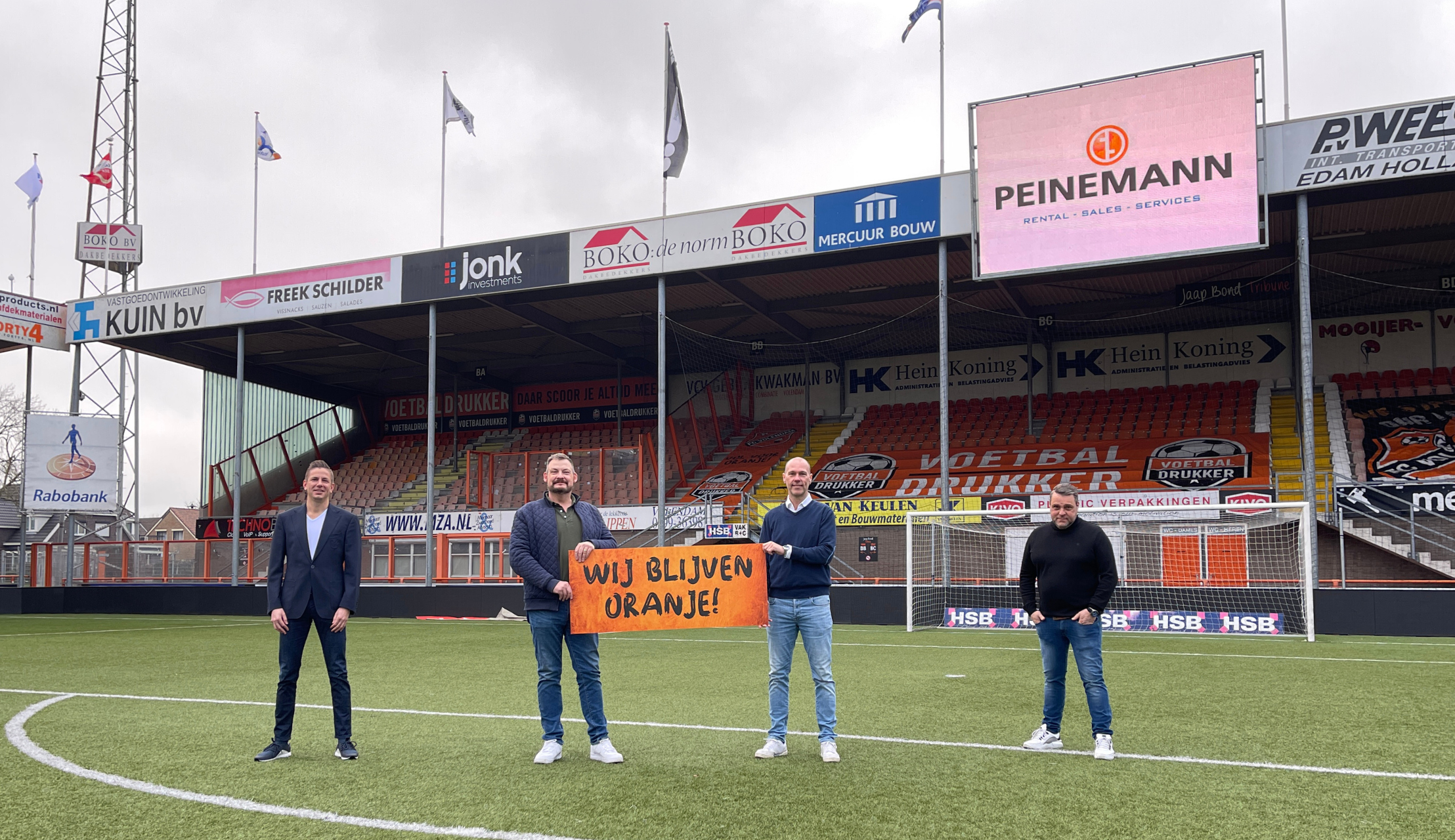 Peinemann tilt liefde voor club naar hoger level en blijft oranje