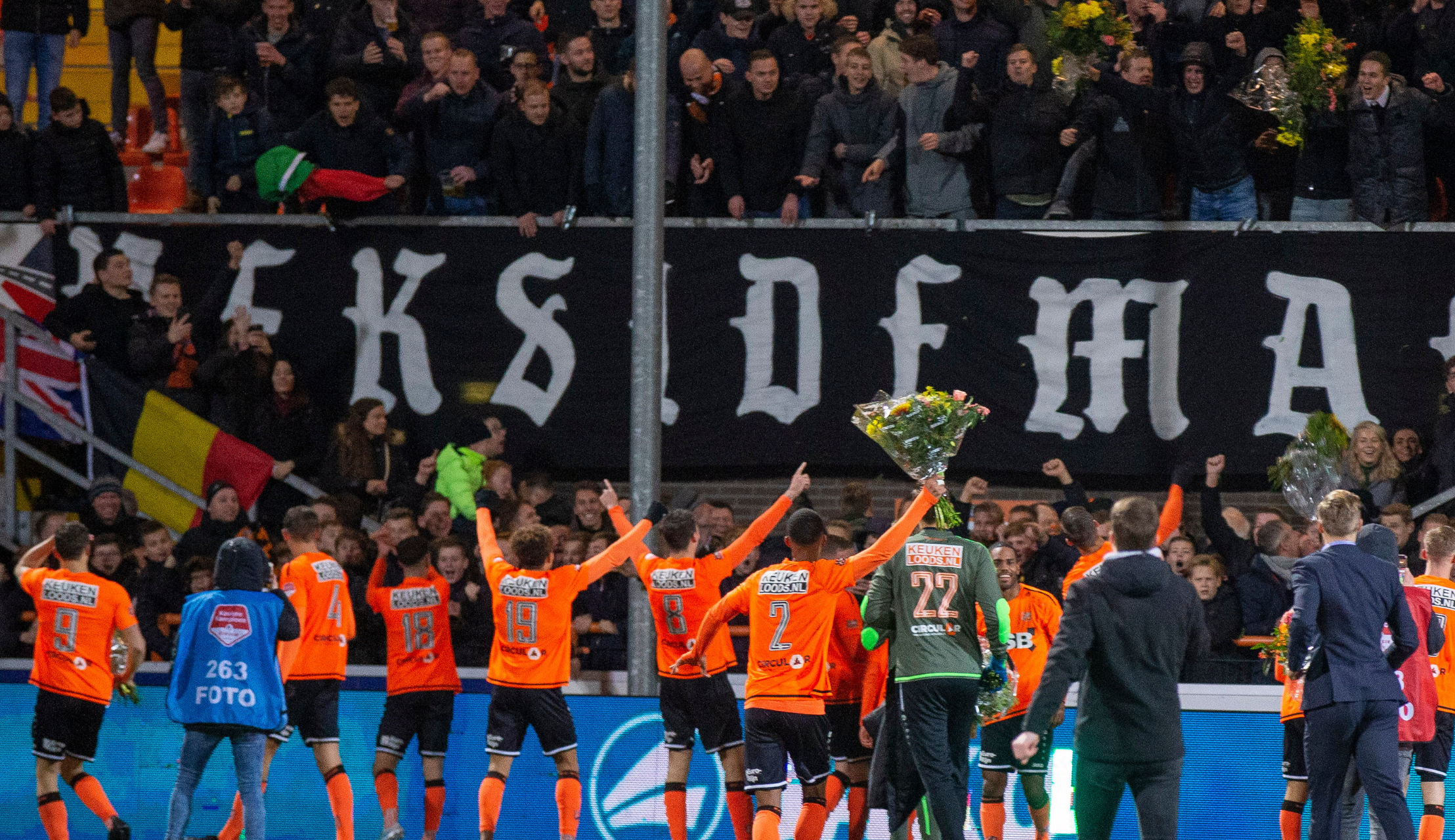 Nieuwe seizoen in volle stadions