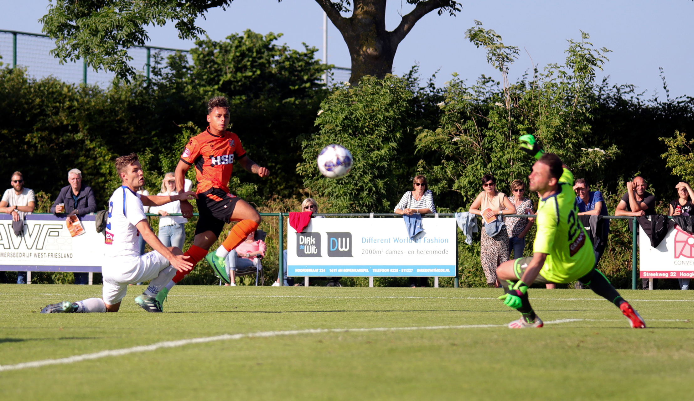 V.V. Woudia - FC Volendam: 0 - 12 (0 - 7)