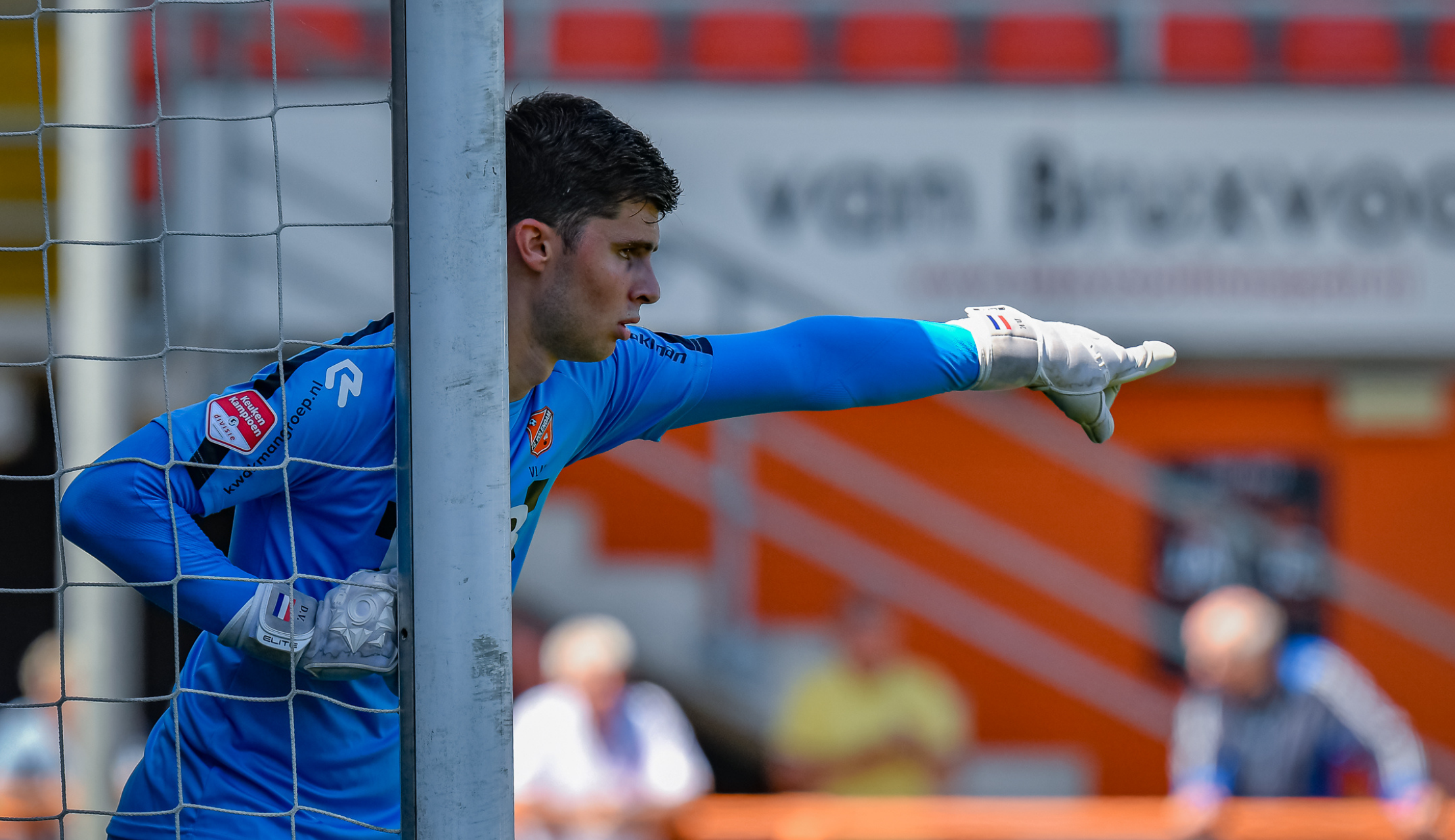 Jong FC Volendam - V.V. Eemdijk: 3 - 5 (3 - 2)
