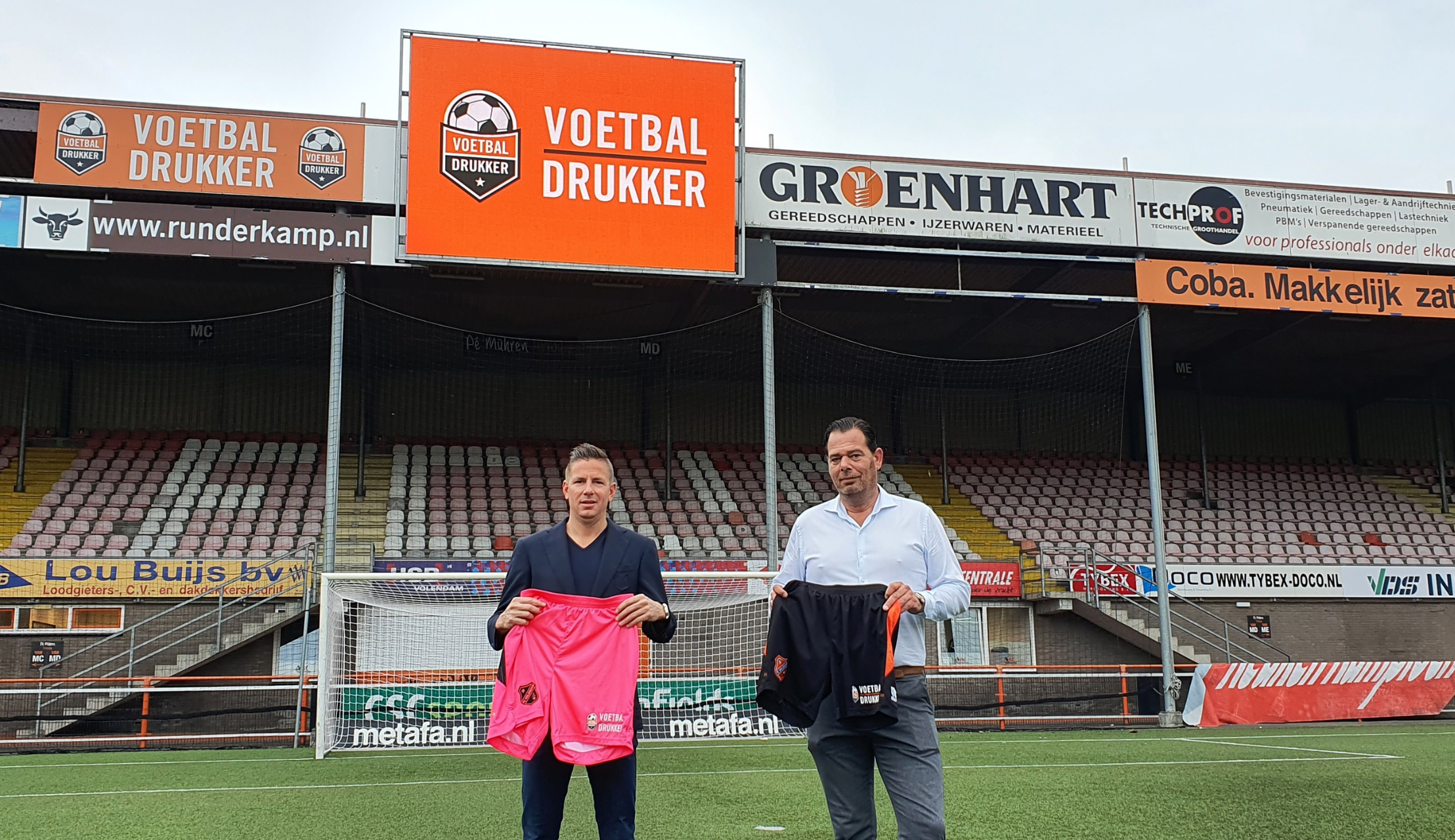 Voetbaldrukker opnieuw in de boeken als sponsor
