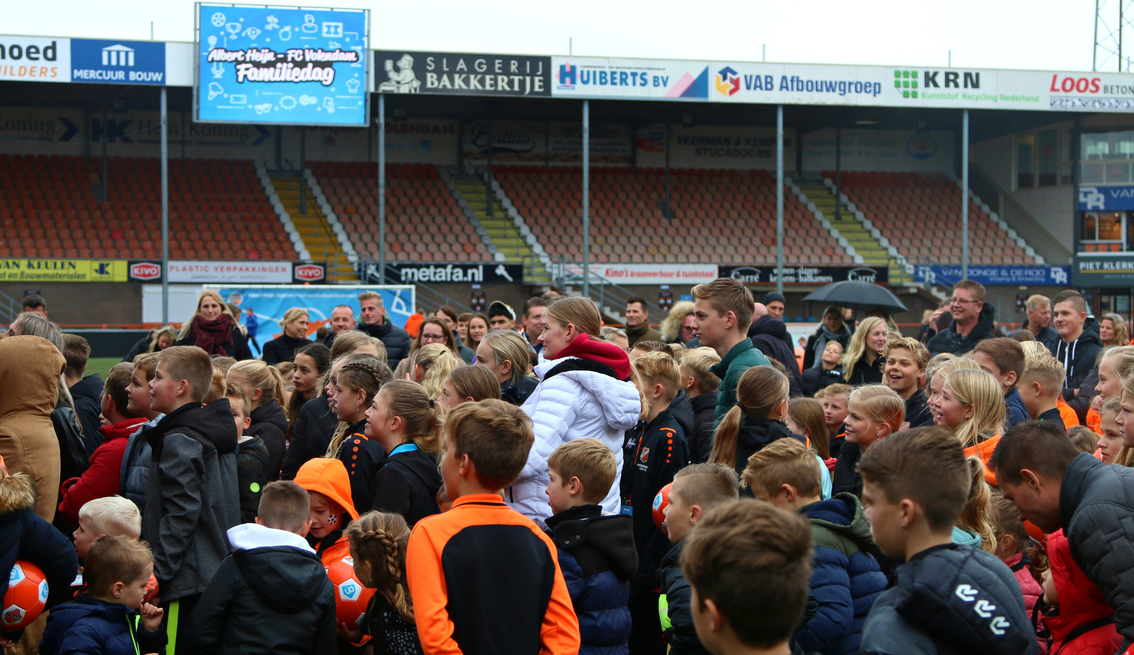 Honderden kinderen genieten van geslaagde AH-FC Volendam Familiedag