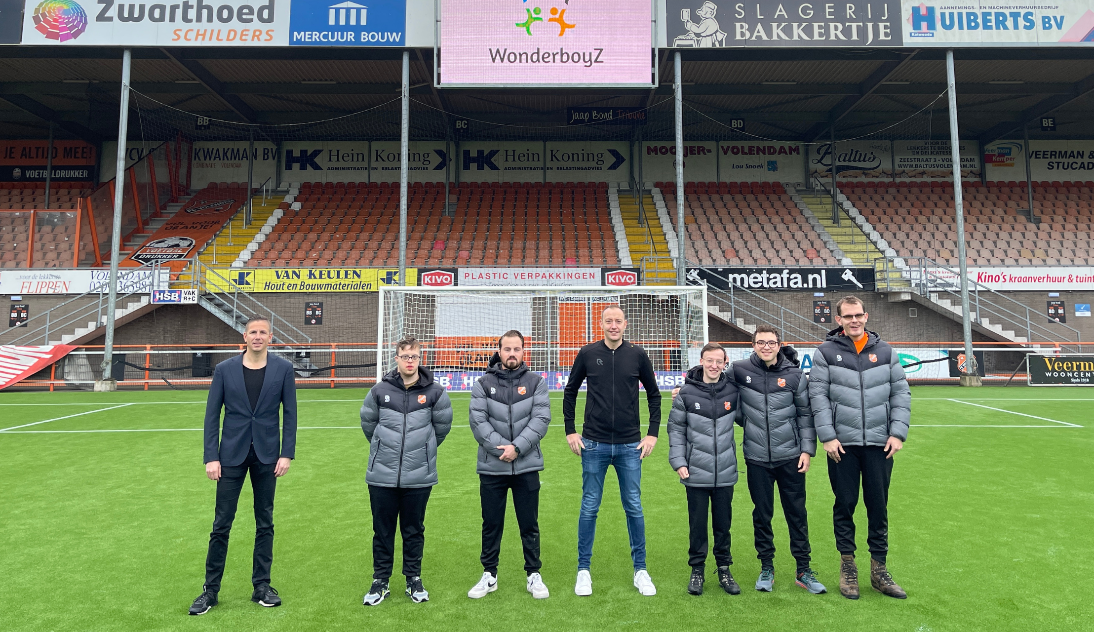 WonderboyZ in het nieuw gestoken door FC Volendam en Robey