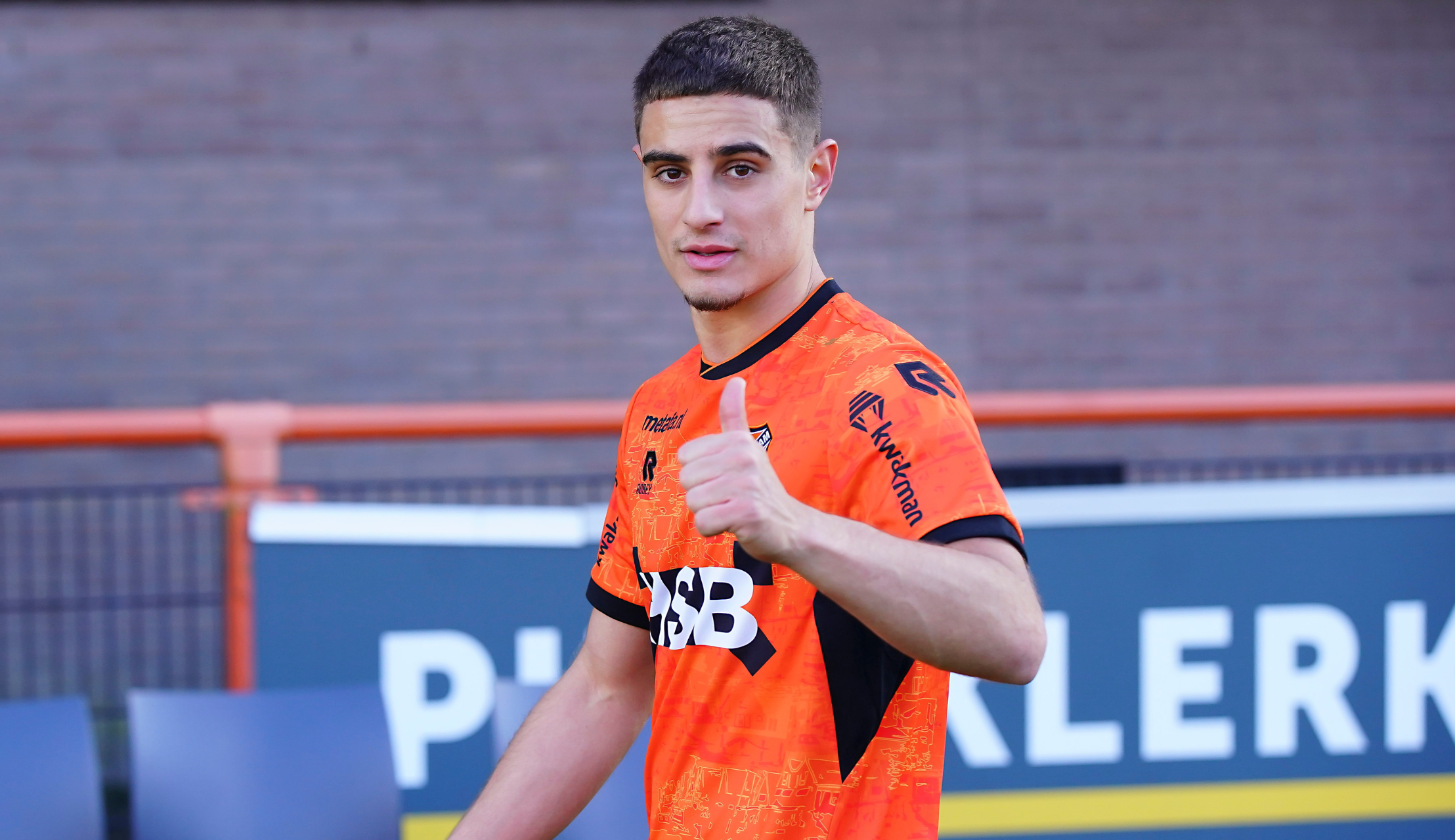 Antonucci is thuis in Volendam: 'Betere voetballer geworden bij Feyenoord'