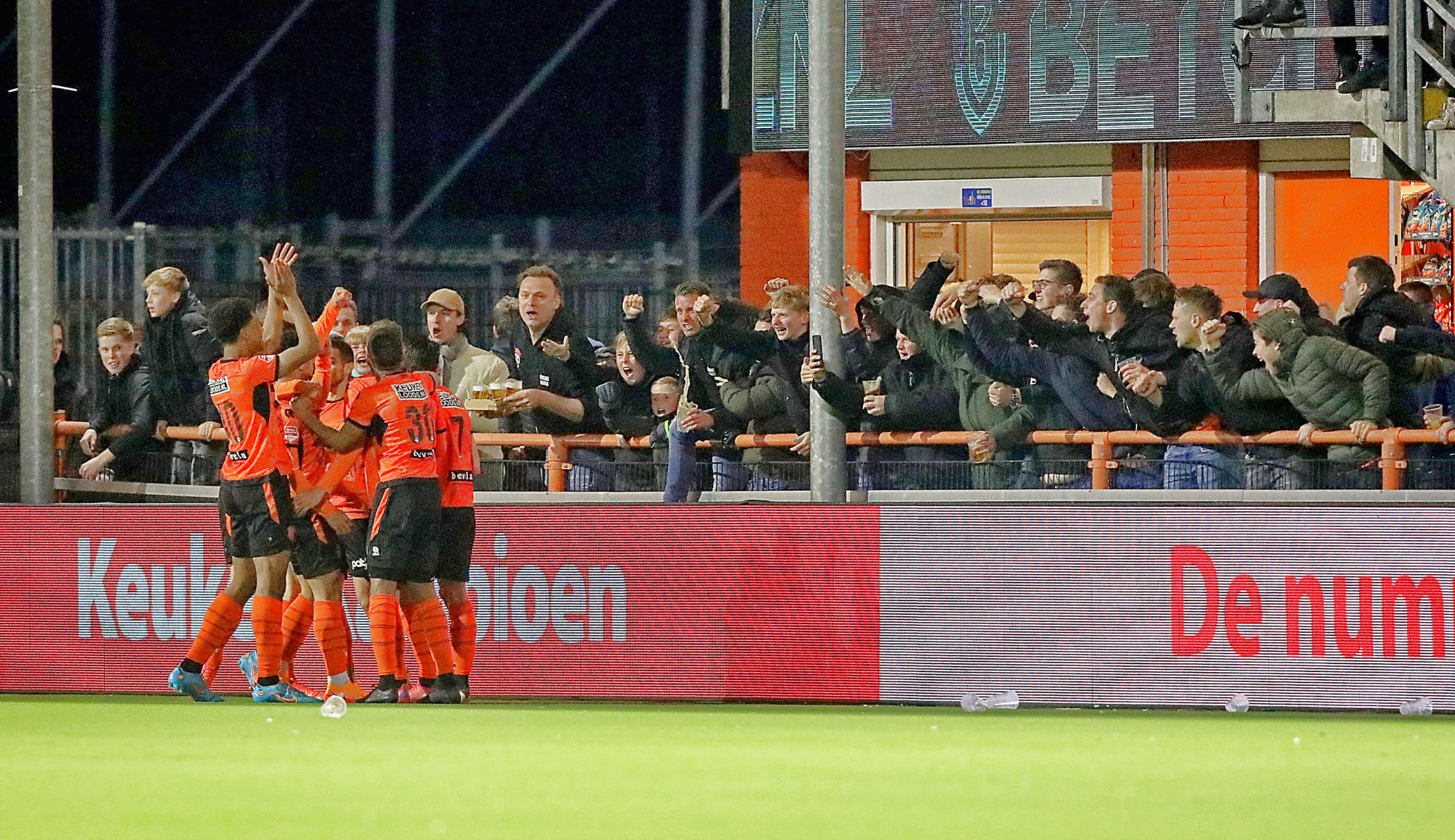 Kaartverkoop Jong Ajax-thuis gaat hard, samen Vol Voor Promotie!