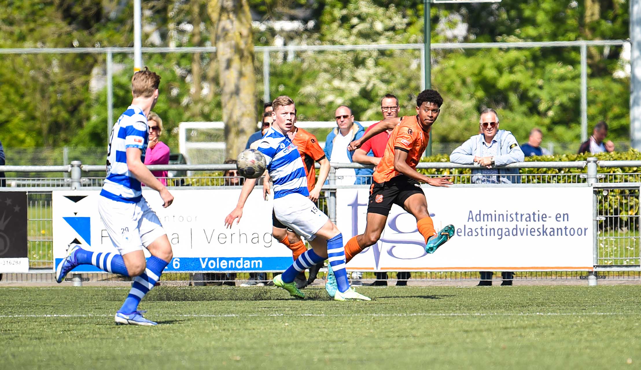 Jong FC Volendam - Spakenburg: 2 - 5 (1 - 1)