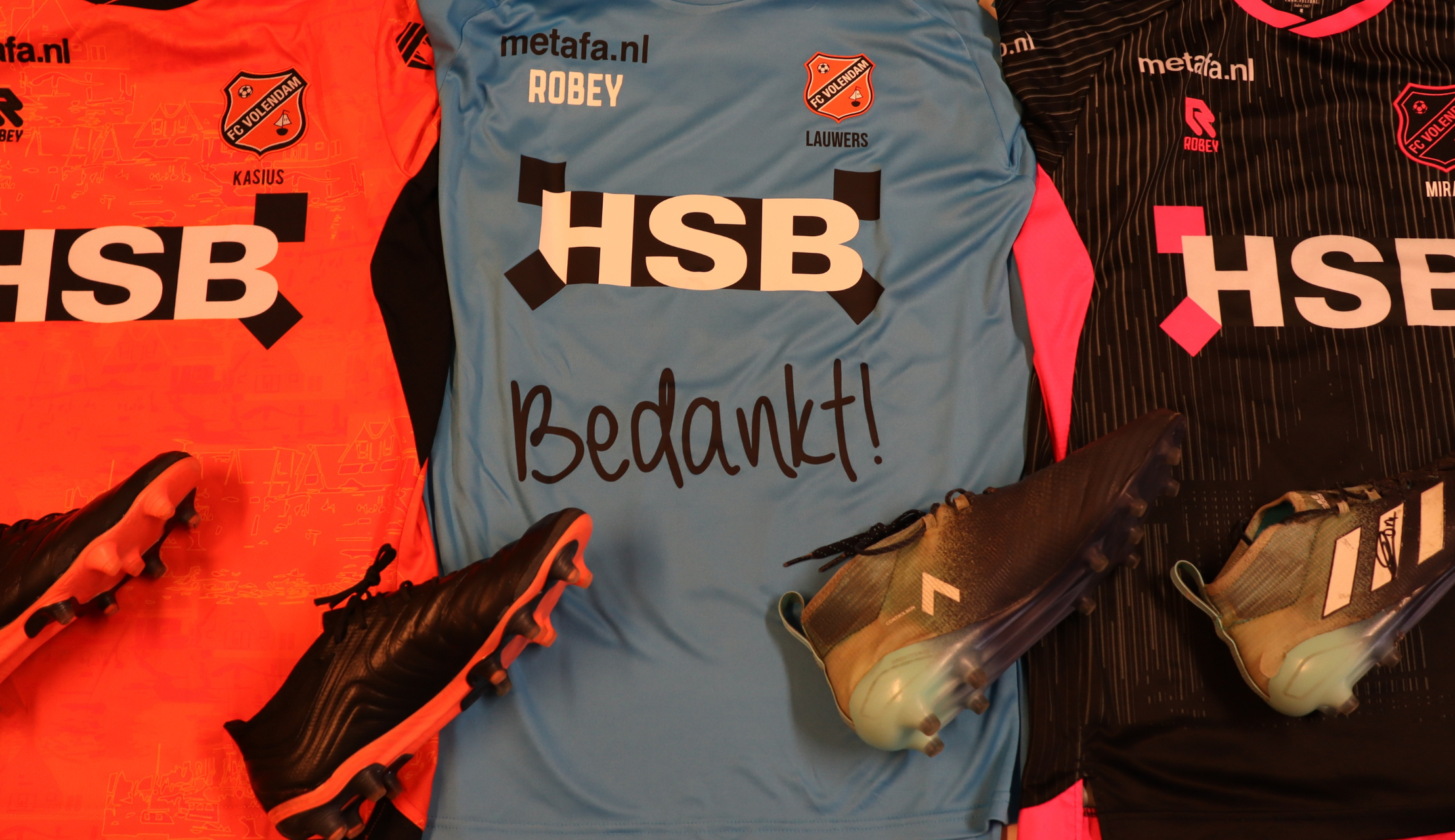 Scoor jouw matchworn shirt en steun Voetbal Volendam