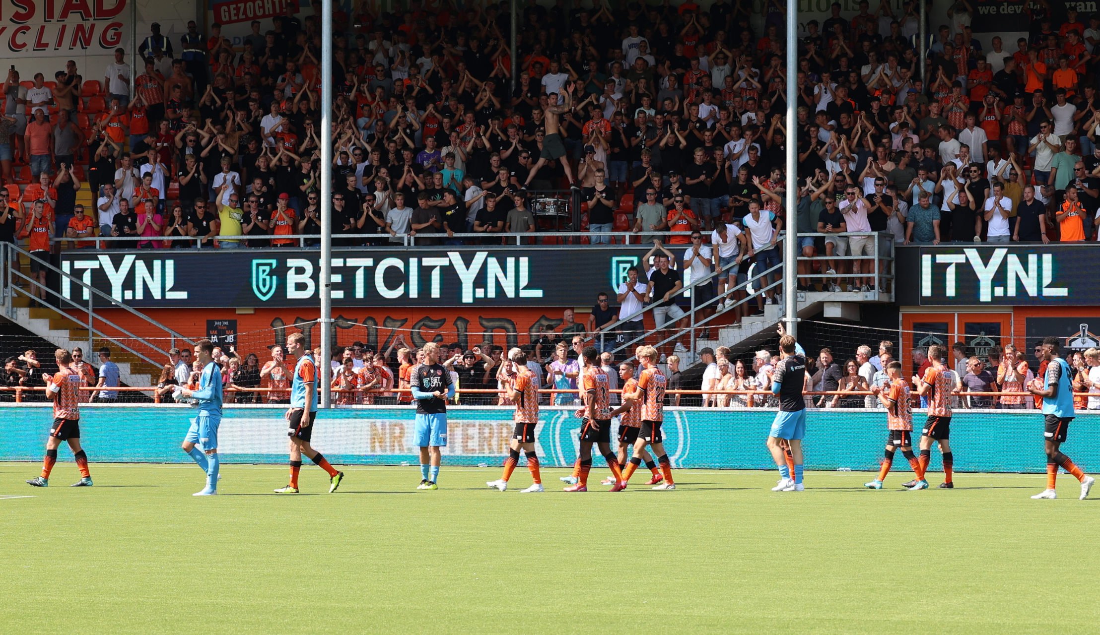 Tijdstip FC Volendam - FC Twente bepaald op 14.30 uur