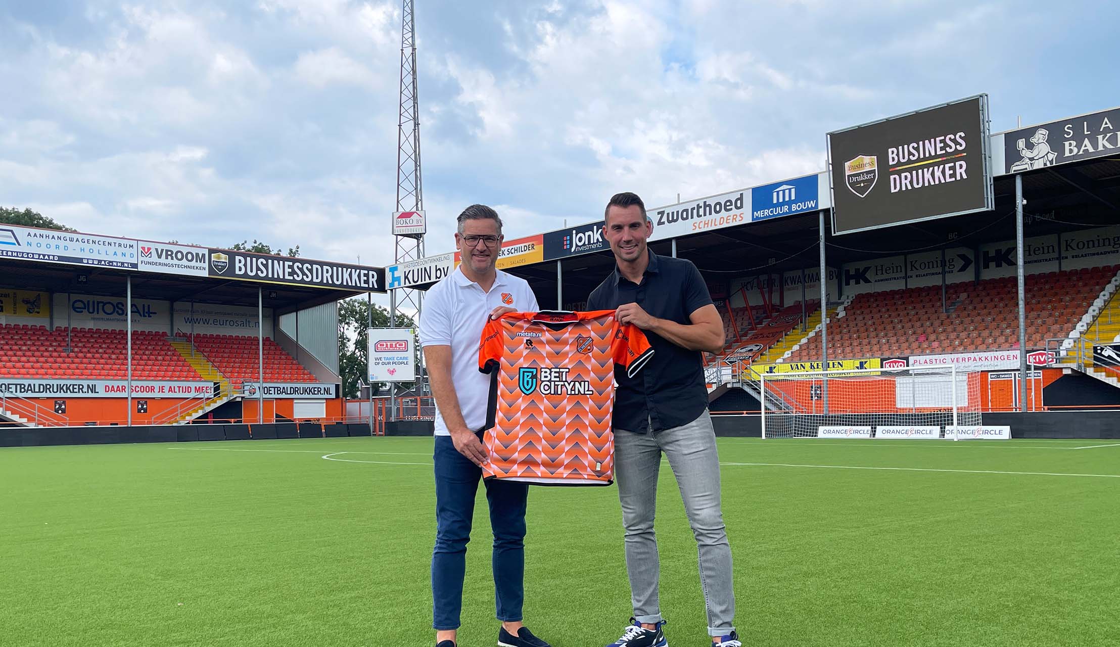 Businessdrukker verbindt zich aan FC Volendam