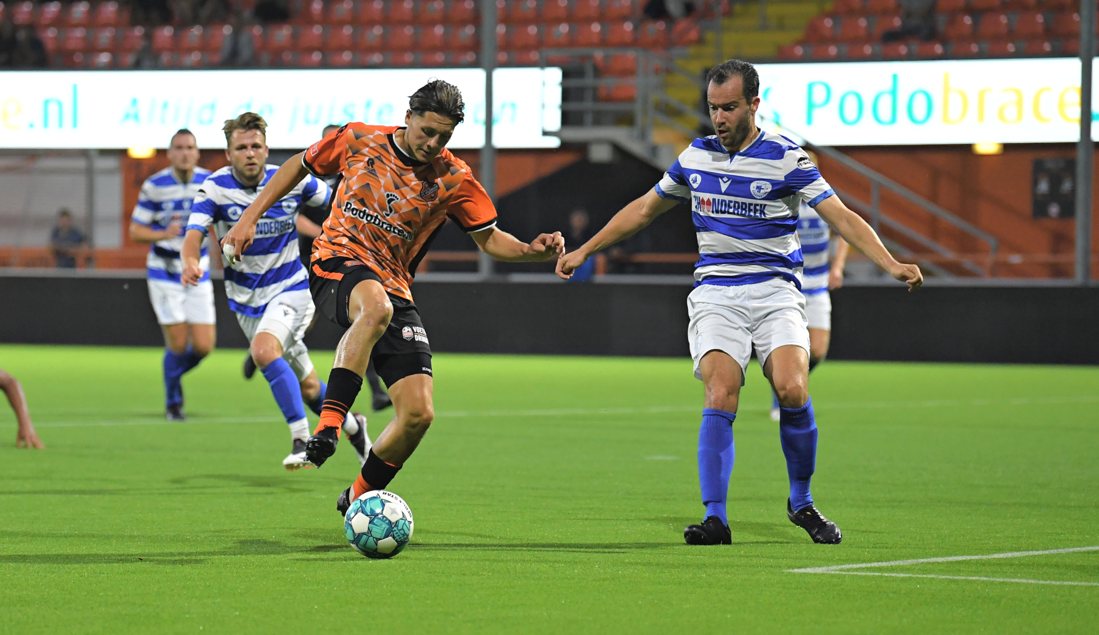 Sterk Jong FC Volendam geveld door Spakenburg-hattrick Van der Linden
