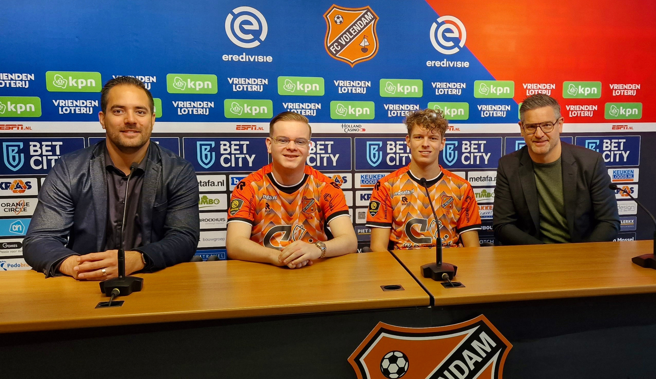 FC Volendam debuteert in eDivisie; Luca Schilder en Collin Dekkers e-sporters