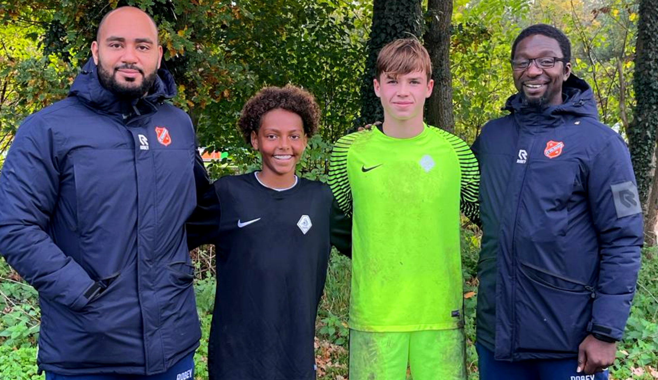 Dean Bonjasky en Guus Olgers (13 jaar) actief voor KNVB-selectie