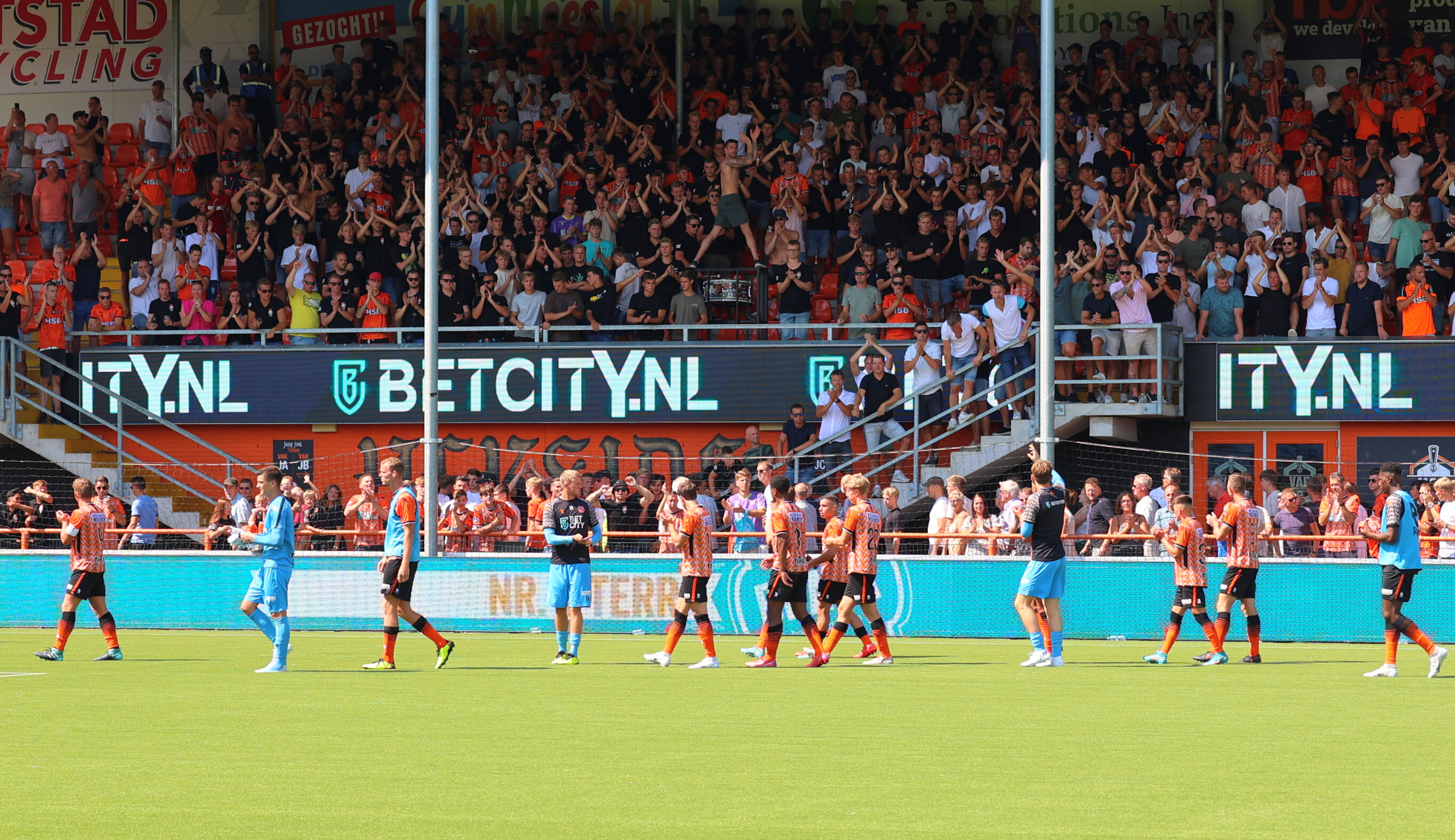 Resterend Eredivisie-schema definitief; helft thuiswedstrijden op zaterdag