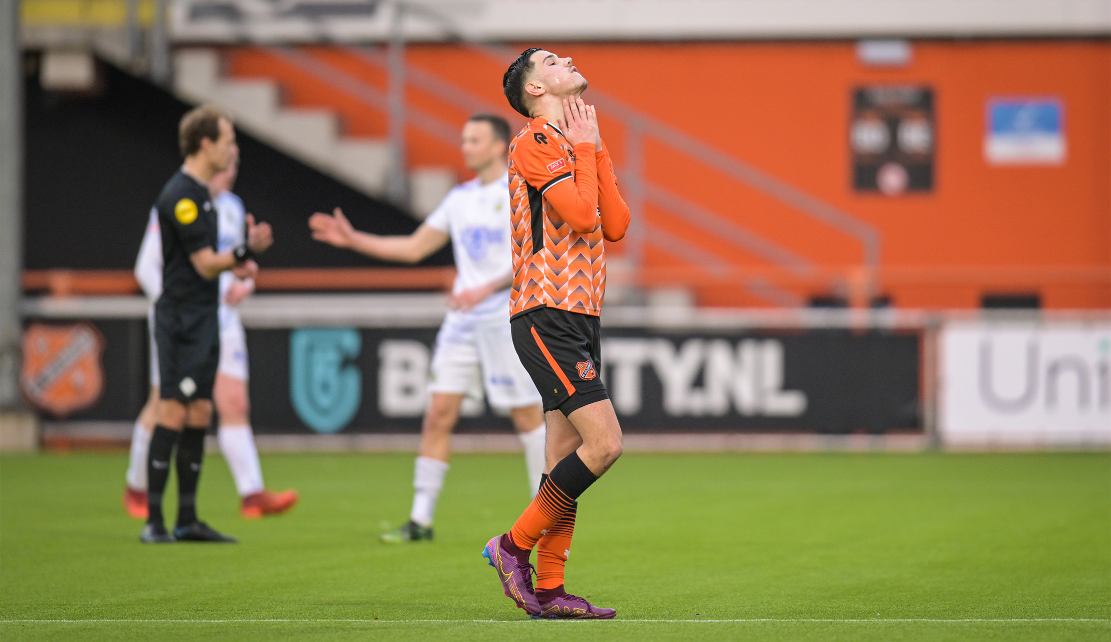 Jong FC Volendam - FC Lisse: 2 - 2 (2 - 0)