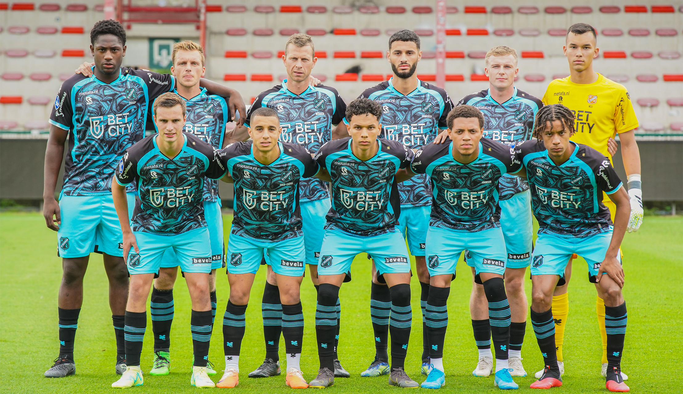KV Kortrijk - FC Volendam: 2 - 1 (1 - 1)