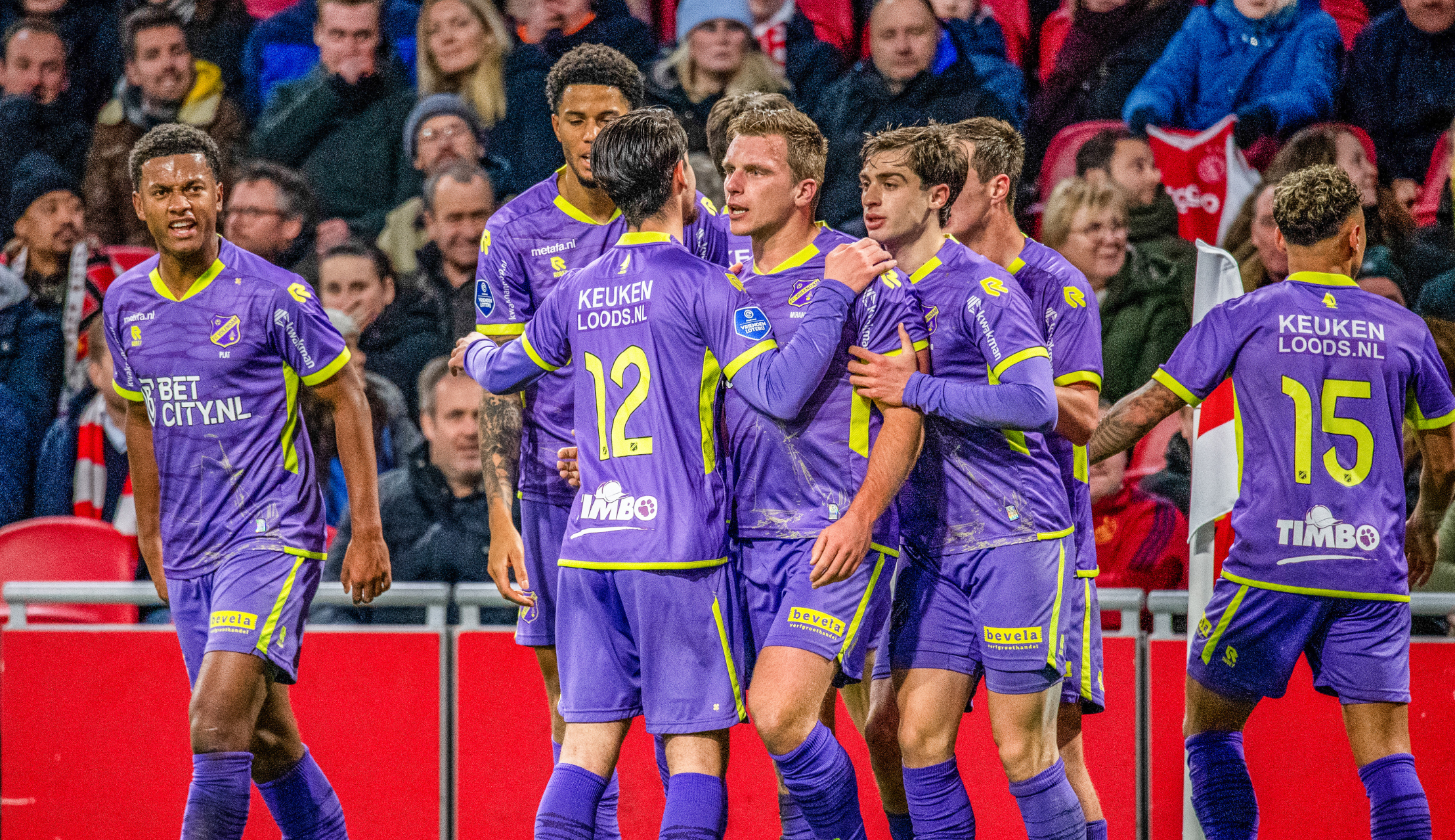 FC Volendam overvallen door KNVB-besluit Ajax – FC Volendam te schrappen