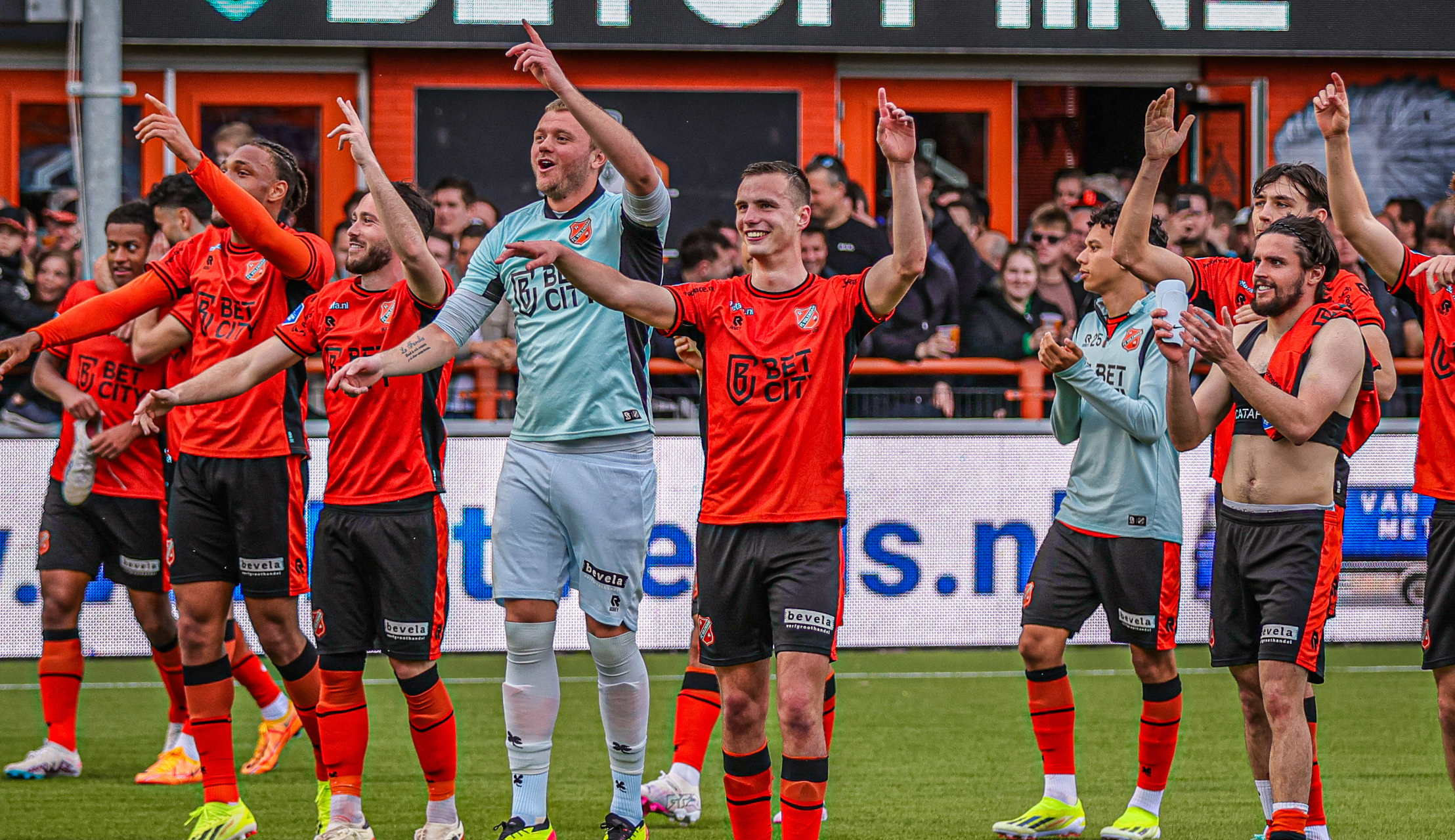 Jeugdproduct Calvin Twigt gaat met Go Ahead Eagles Europa in