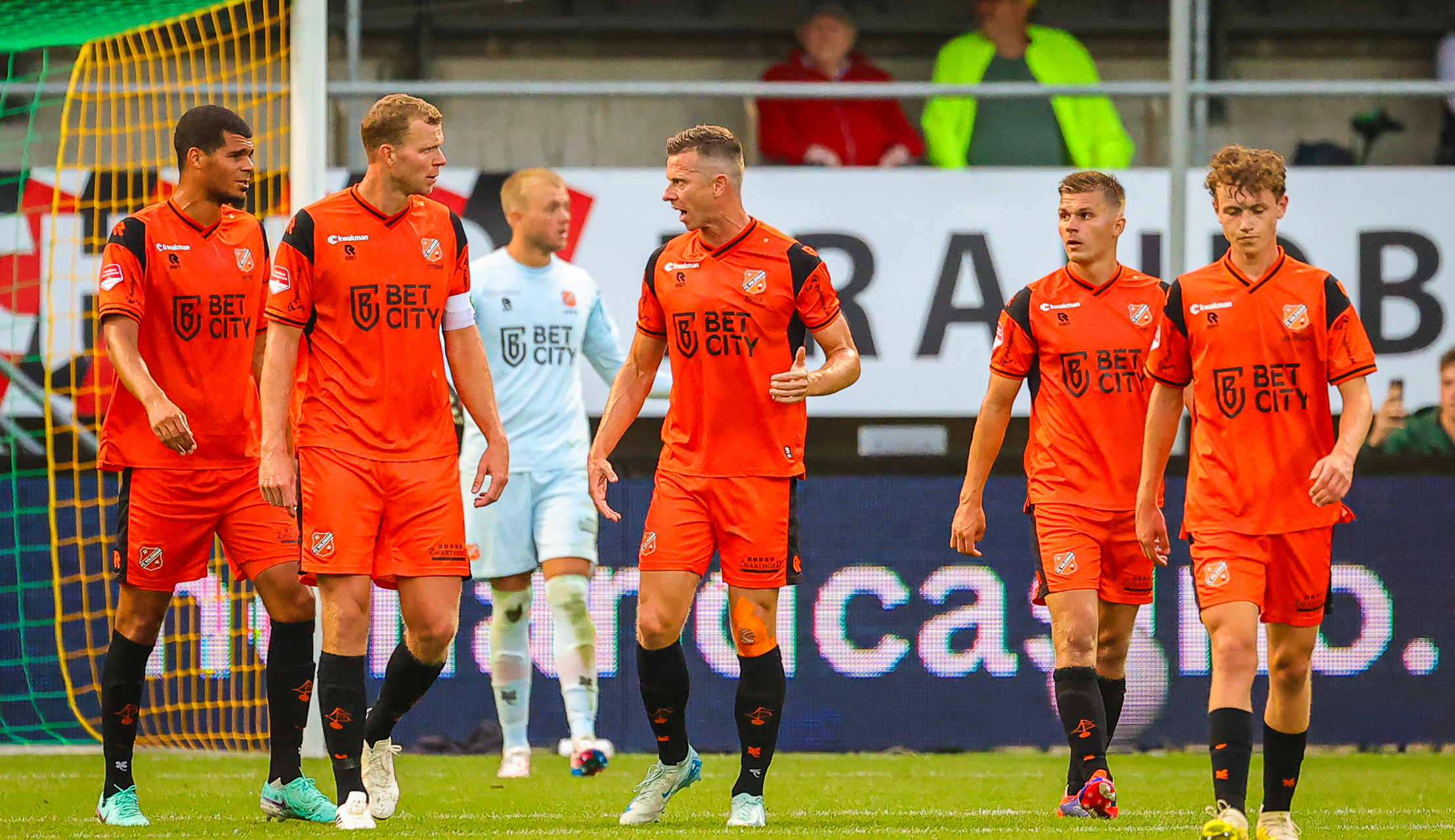 ADO Den Haag - FC Volendam: 2 - 1 (1 – 0)