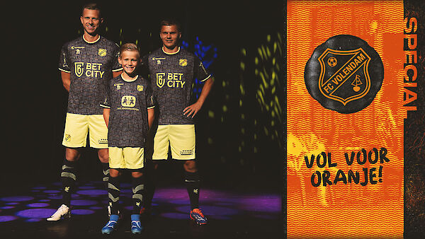Un volledig gekkehuis met het nieuwe Kermisshirt!