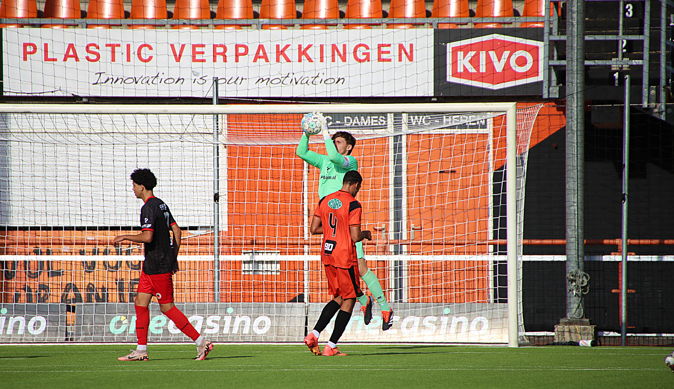 FC Volendam O21 - Excelsior O21: 2 - 1 / FC Volendam O19 - NAC Breda O19: 4 - 0