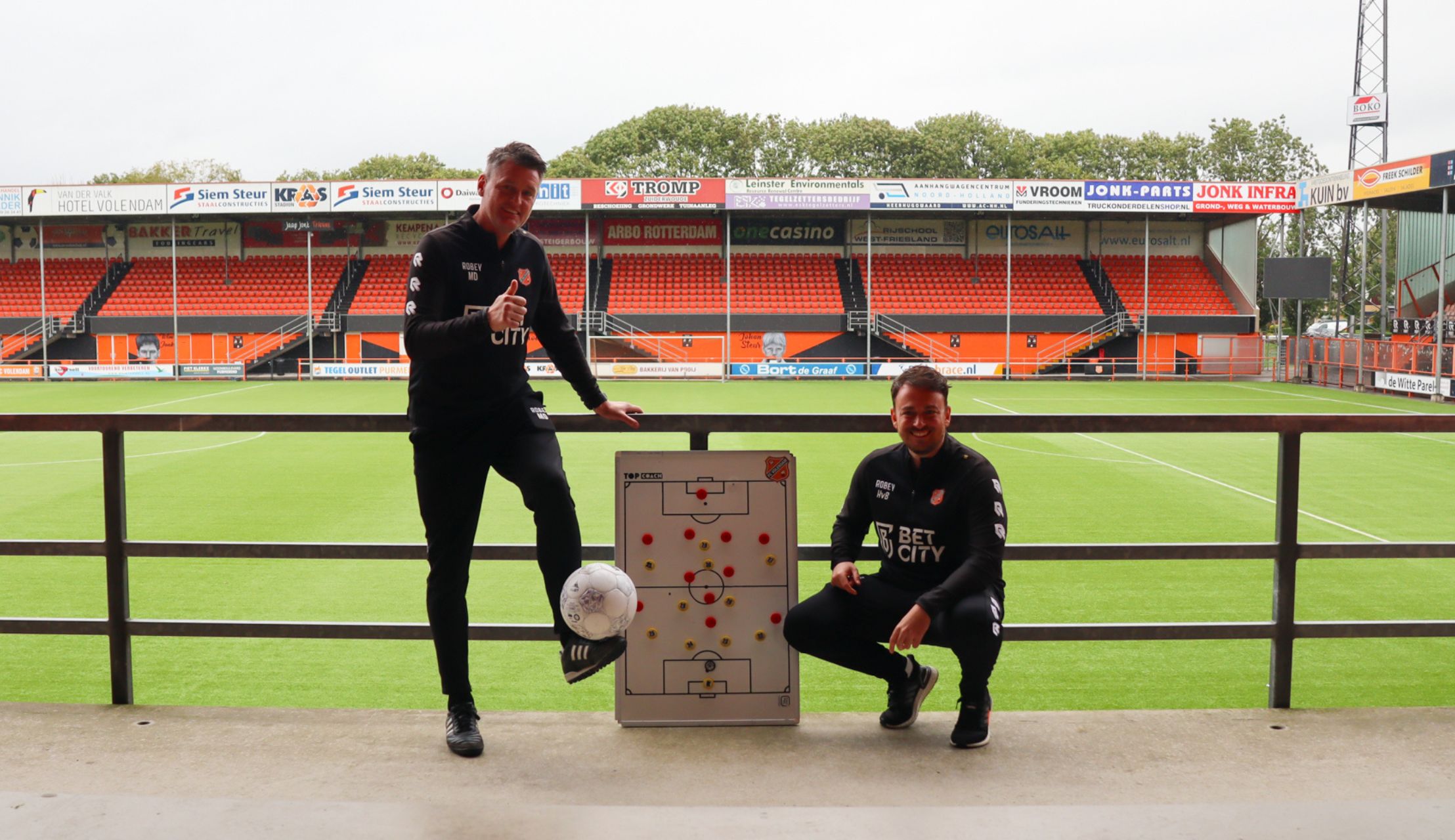 Koop nu je wedstrijdshirt en maak kans op een privétraining