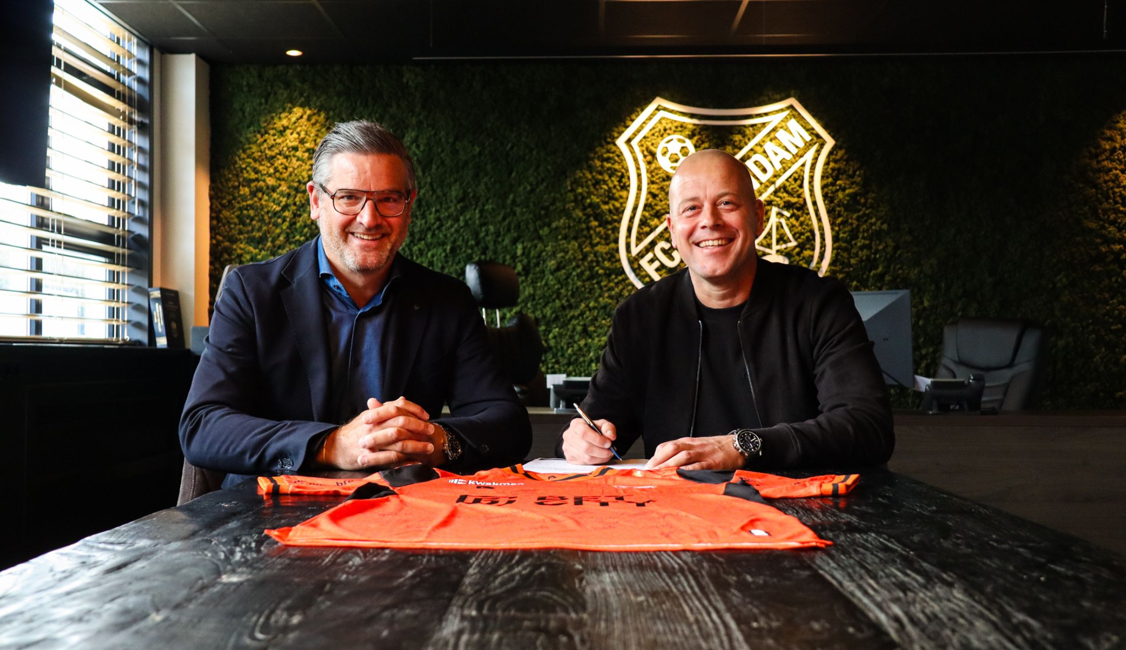 FC Volendam en StadMedia verlengen met nog eens drie seizoenen
