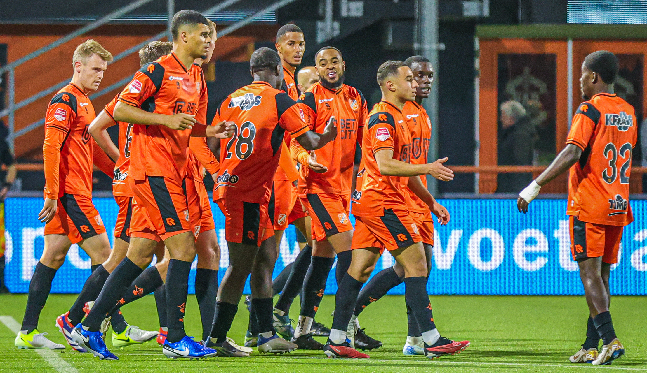 FC Volendam - Jong FC Utrecht: 2 - 0 (0 - 0)
