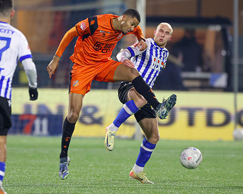 FC Volendam dertien competitiewedstrijden ongeslagen na zege op FC Eindhoven