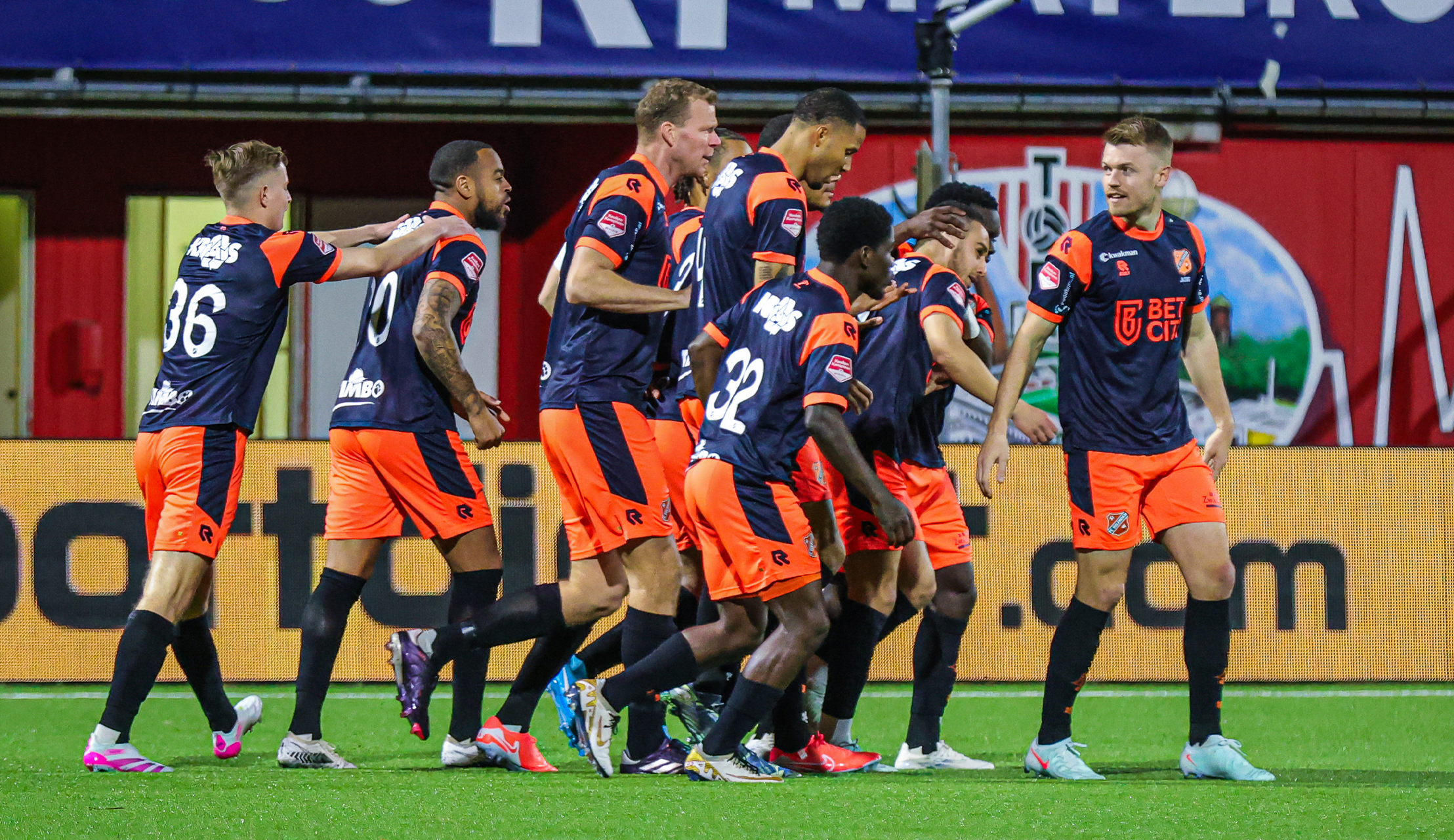 TOP Oss - FC Volendam: 0 - 2 (0 - 1)