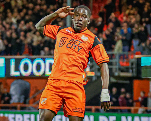 FC Volendam walst over Jong PSV heen in de tweede helft