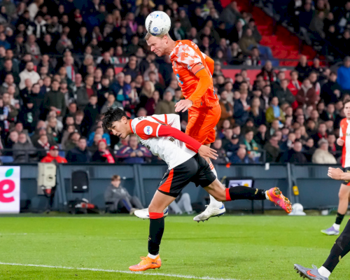 FC Volendam laat Feyenoord in tweede helft zweten, maar gaat onderuit