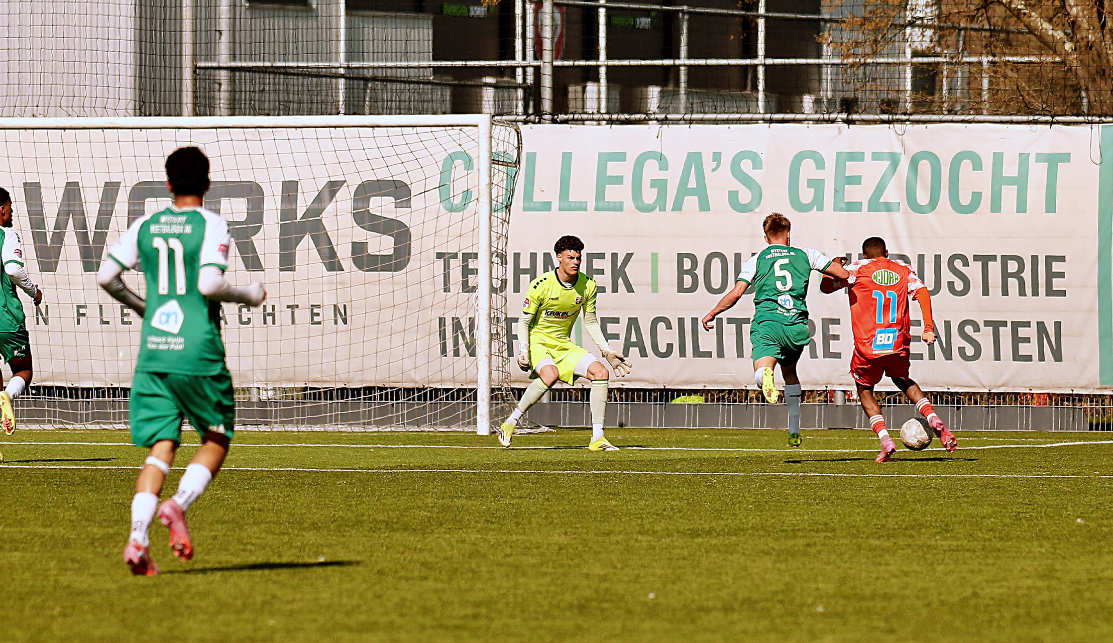FC Dordrecht O21 - FC Volendam O21: 2 - 4 / FC Volendam O19 - PSV O19: 1 - 2