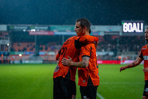 Liveblog: De Volendamse doelpuntenregen komt ten einde; 6 - 2 overwinning!