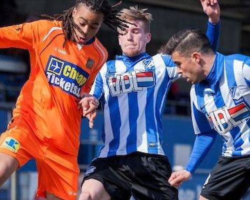 Tuyp en Kramer schieten FC Volendam naar zege in Eindhoven