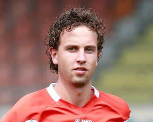 Jong Volendam pakt vette overwinning