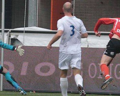 Tuijp en Mühren zorgen voor 4-1 winst