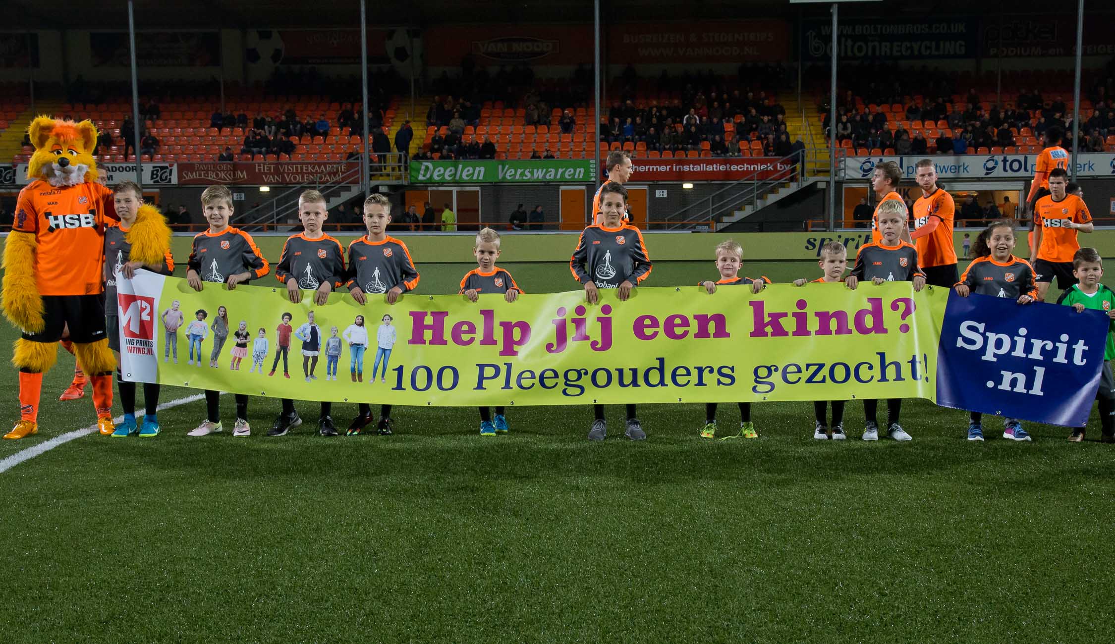 FC Volendam zet zich in voor pleegzorg!