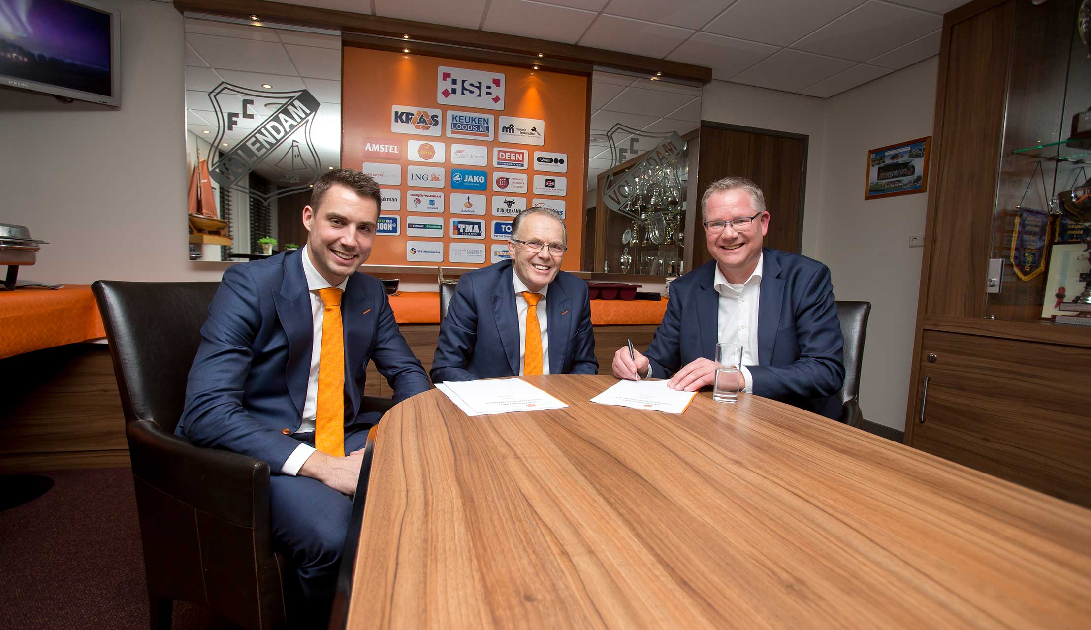 Heron Auto en FC Volendam ondertekenen Topsponsorcontract