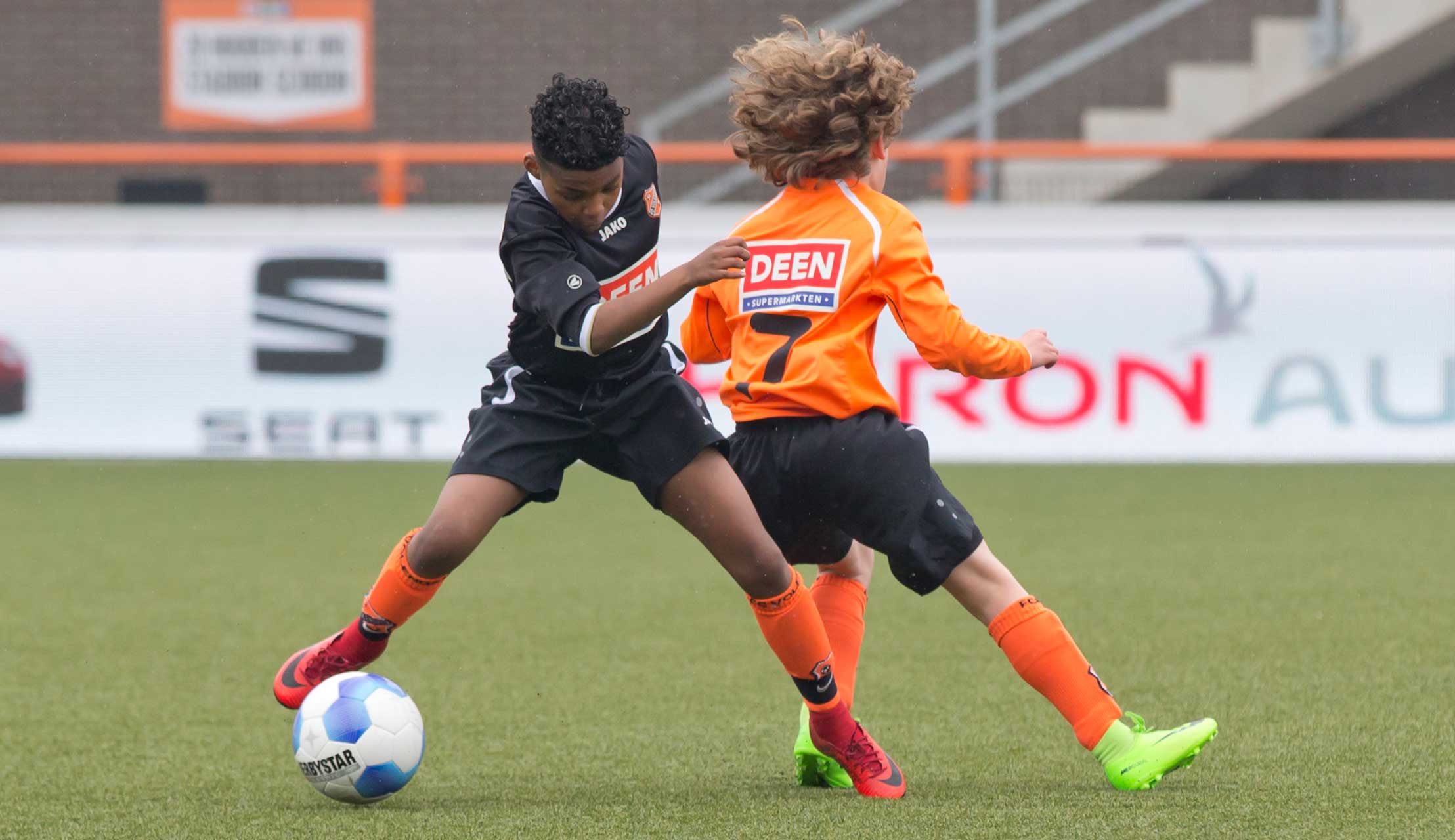 Buitenveldert naar halve finale Deen Cup