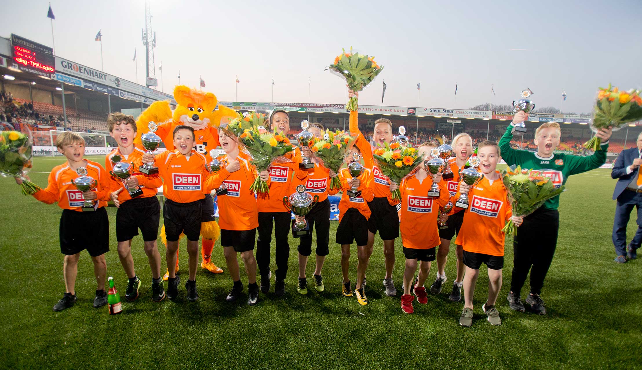 Hollandia superieure winnaar Deen Cup